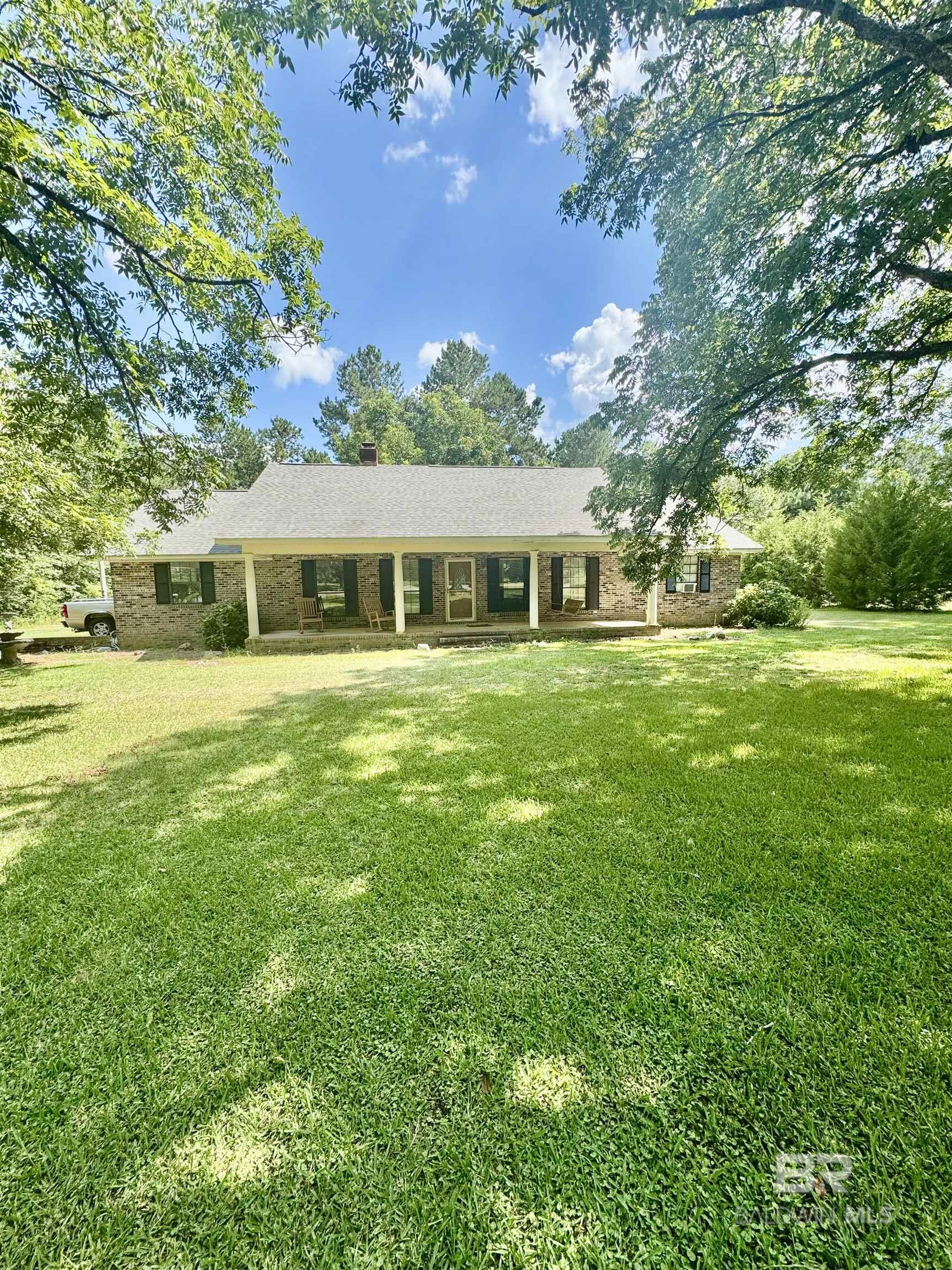 https://zimg.paragon.ice.com/ParagonImages/Property/PG/BCAR/381952/12/0/0/f4c2a919cc39a04f20c1a531daf60d75/7/e08ad6d41ed180f1d15d25ce55a31f58/381952-8225a12d-2aec-400c-a493-a3059be7c42c.JPG