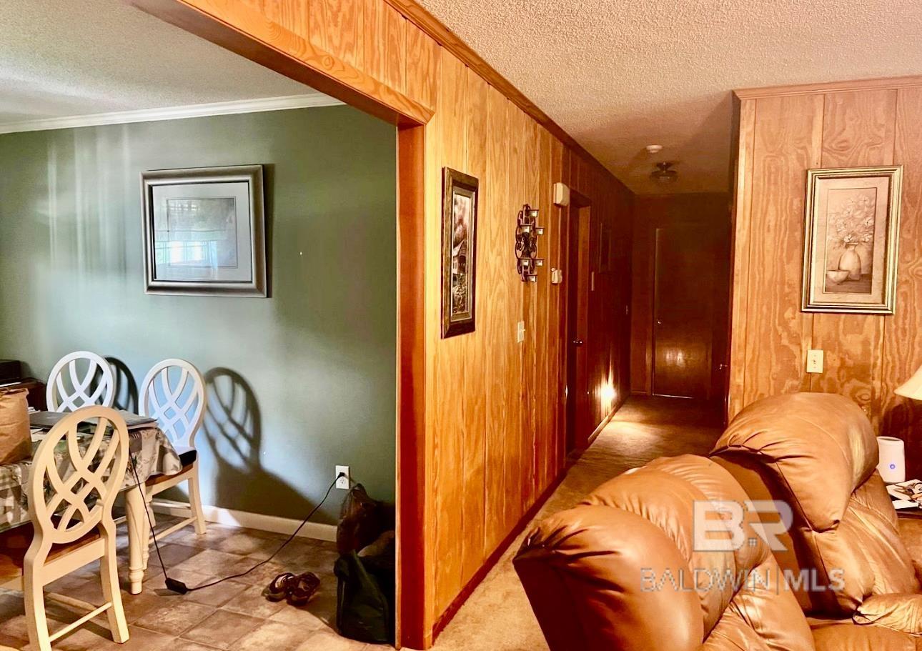 https://zimg.paragon.ice.com/ParagonImages/Property/PG/BCAR/381952/21/0/0/3cd8bb6c65ca146dc209f3310a254123/7/e08ad6d41ed180f1d15d25ce55a31f58/381952-cdb5941d-6c3d-4720-8d13-a1a2ec00c730.JPG