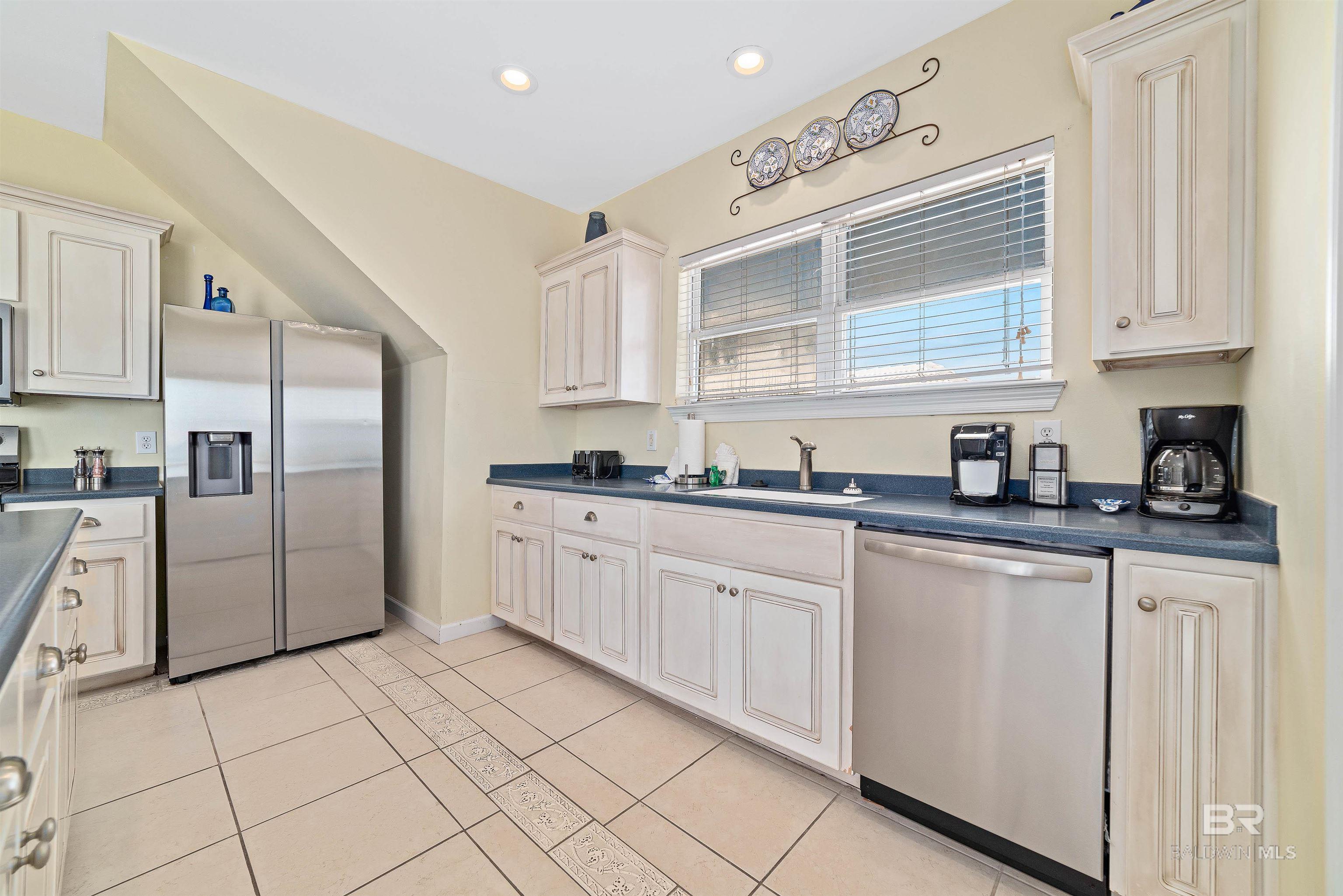 285 Dune Drive, Gulf Shores, AL, 36542