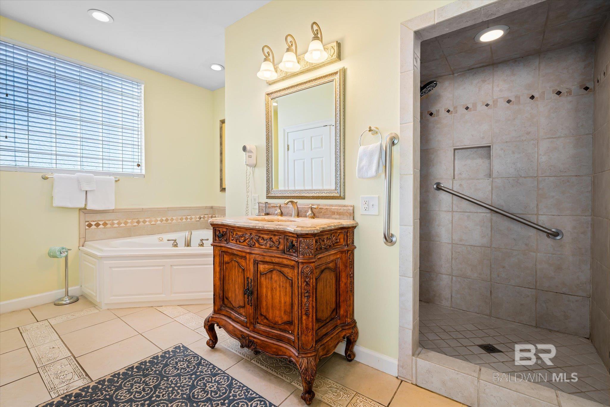 285 Dune Drive, Gulf Shores, AL, 36542