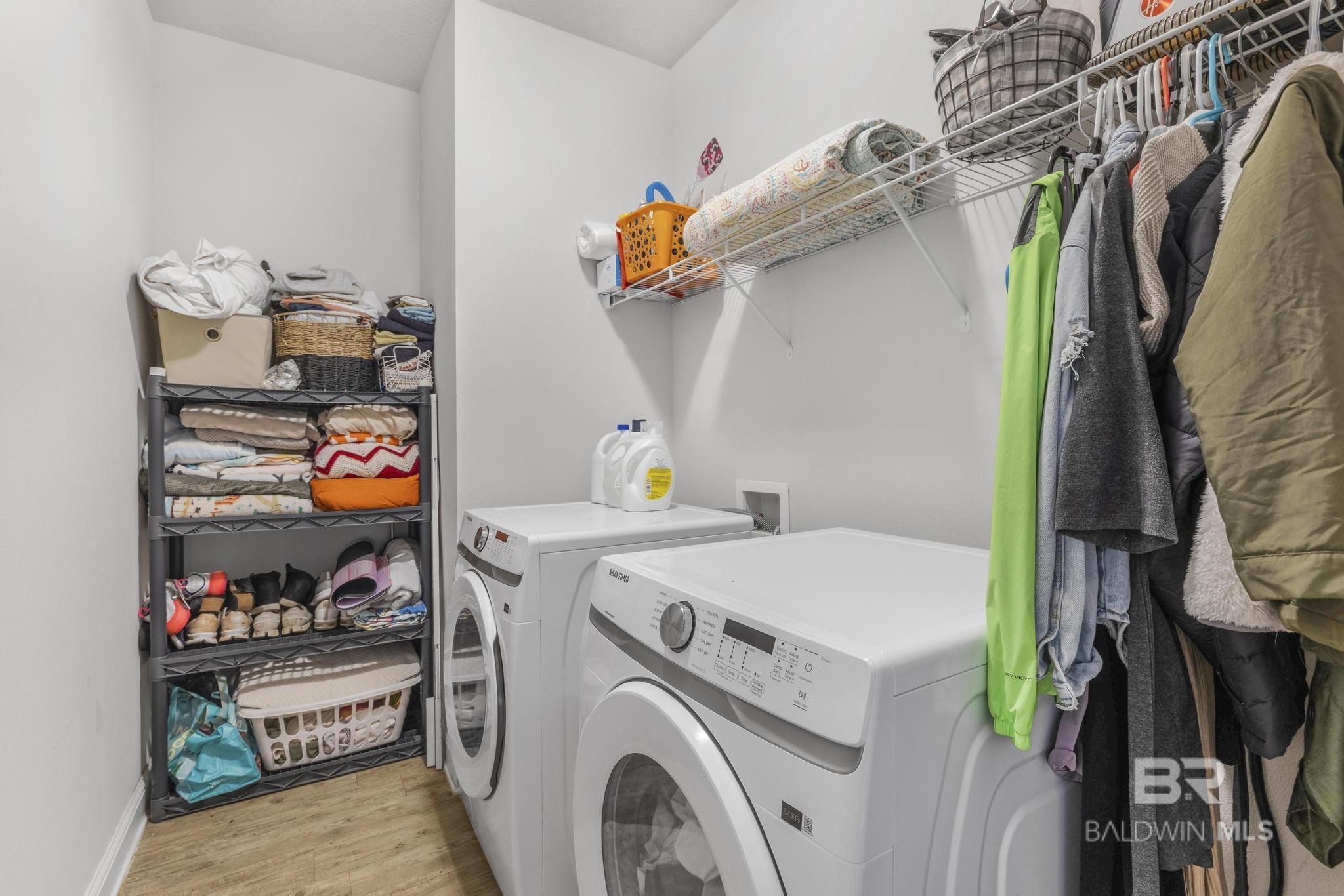 Spanish Fort, AL, 36527