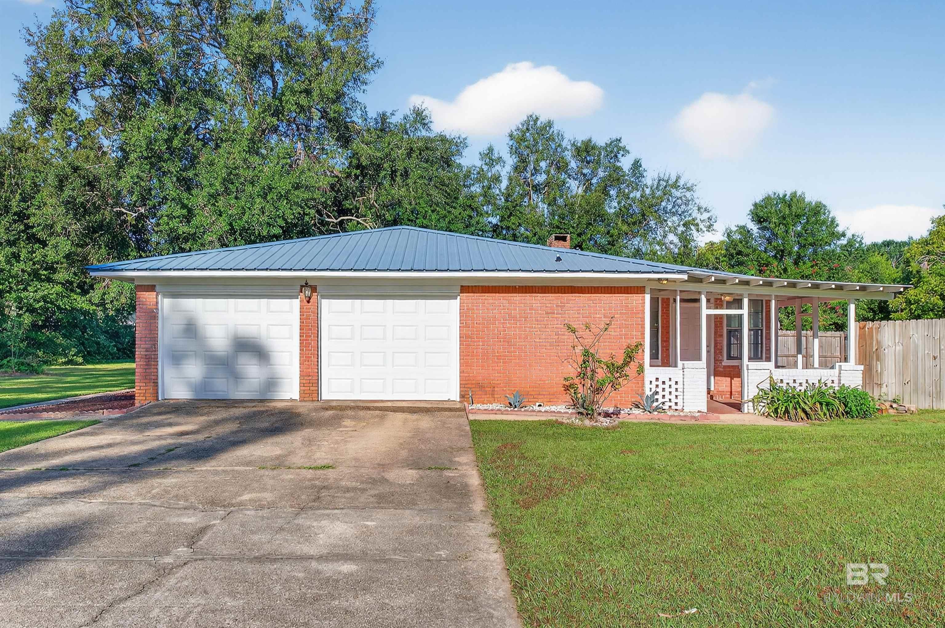 10045 Longview Drive, Foley, AL, 36535