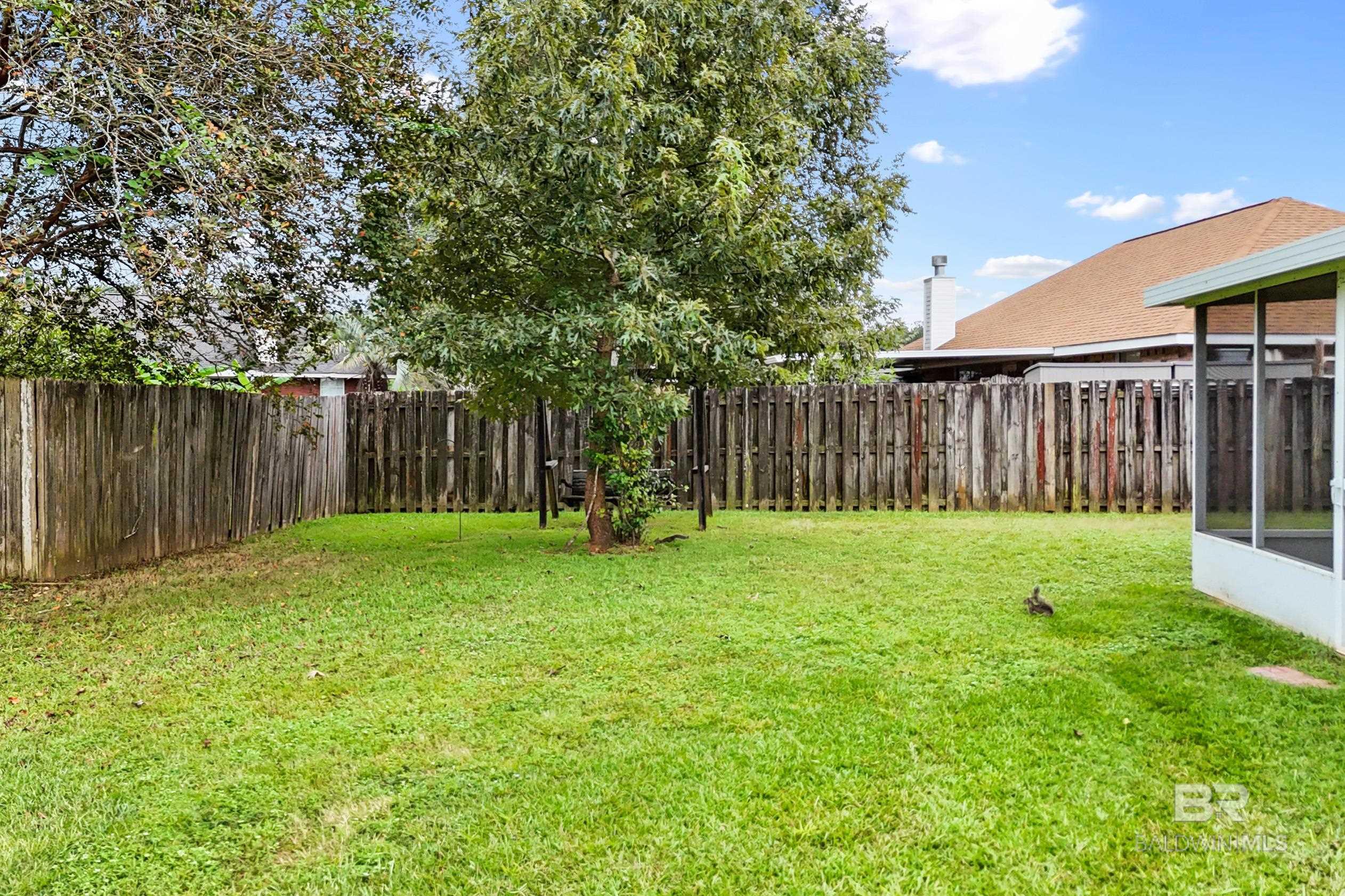 https://zimg.paragon.ice.com/ParagonImages/Property/PG/BCAR/385819/28/0/0/1e1090f380edda856459a14f5d56cfc4/7/3dd77bde6bfbacfb2315bf85d06e55c2/385819-02d5f71b-e9fd-4371-ae8b-4d6d261a22f0.JPG