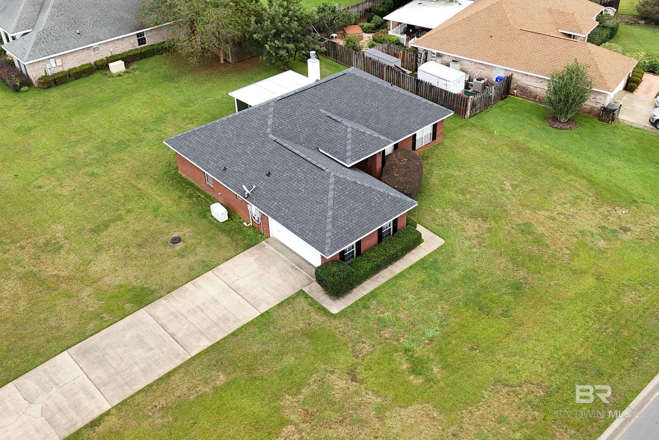 https://zimg.paragon.ice.com/ParagonImages/Property/PG/BCAR/385819/37/0/0/1075f5b3b6e65570d19ad334fdcf43ed/7/3dd77bde6bfbacfb2315bf85d06e55c2/385819-2c7ec52c-bb8c-4467-a767-47e1229c67ed.JPG