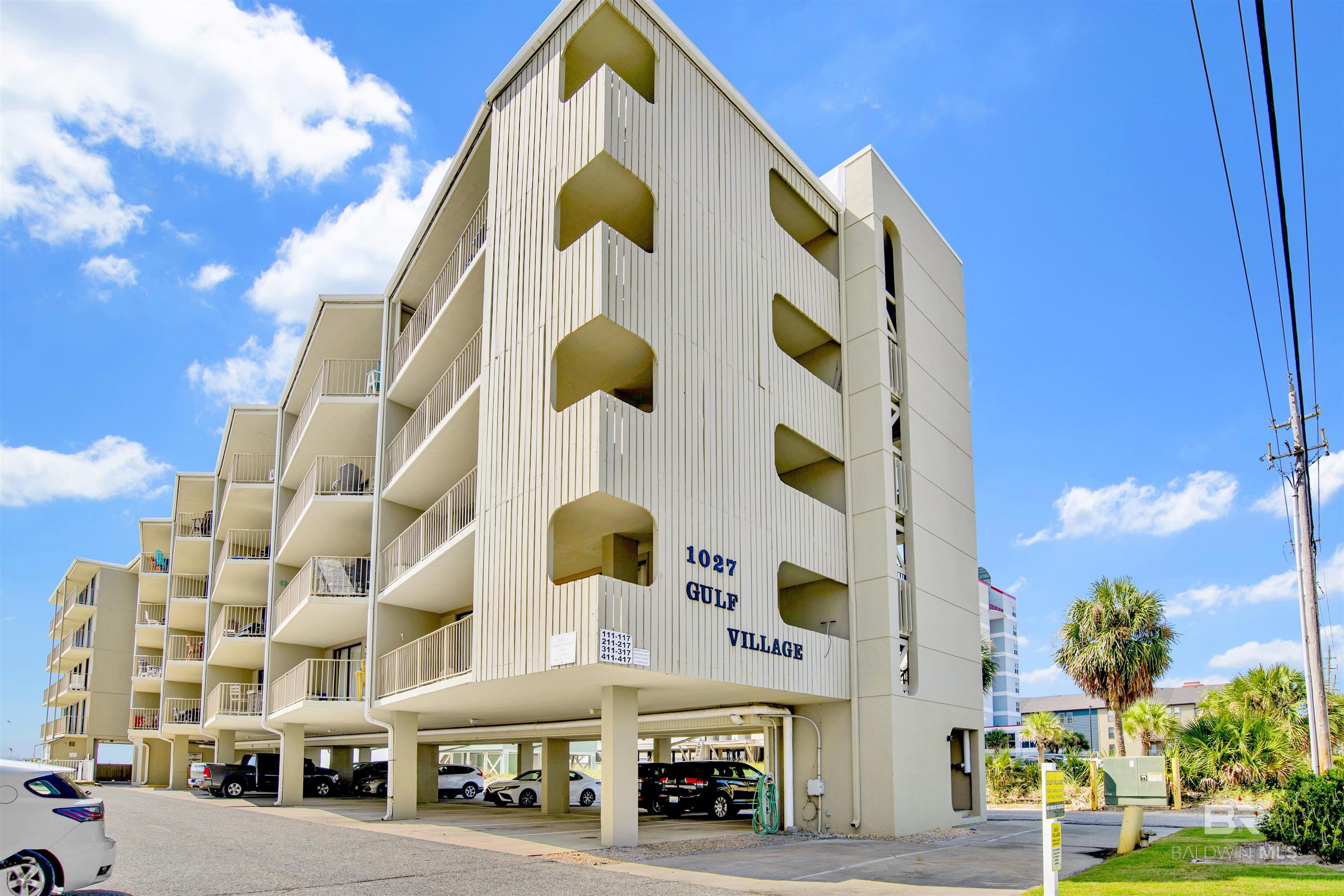 Gulf Shores Condos from $300,000 to $400,000