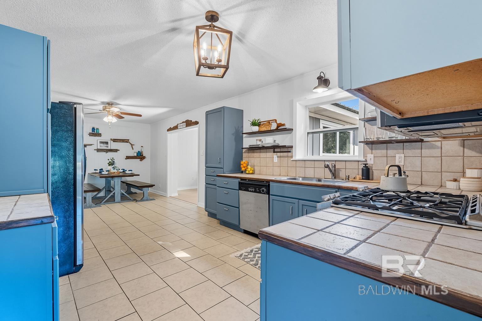 Orange Beach, AL, 36561