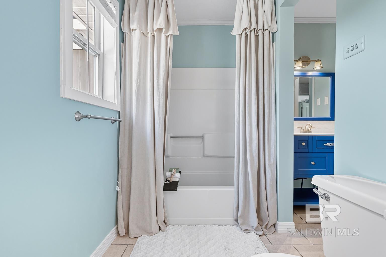 Orange Beach, AL, 36561