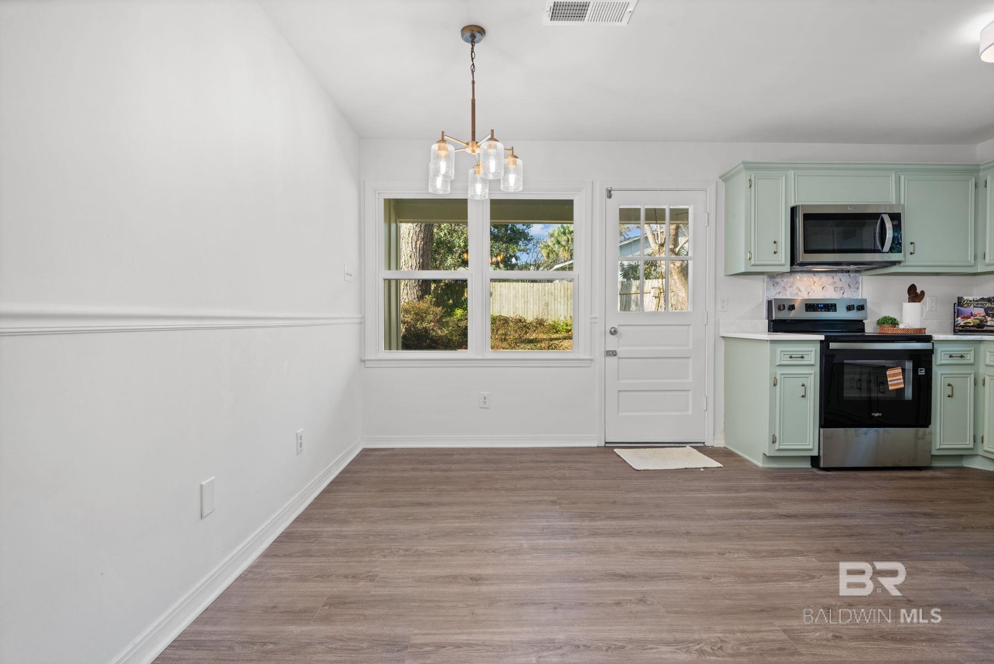 511 N Wacker Lane, Mobile, AL, 36608