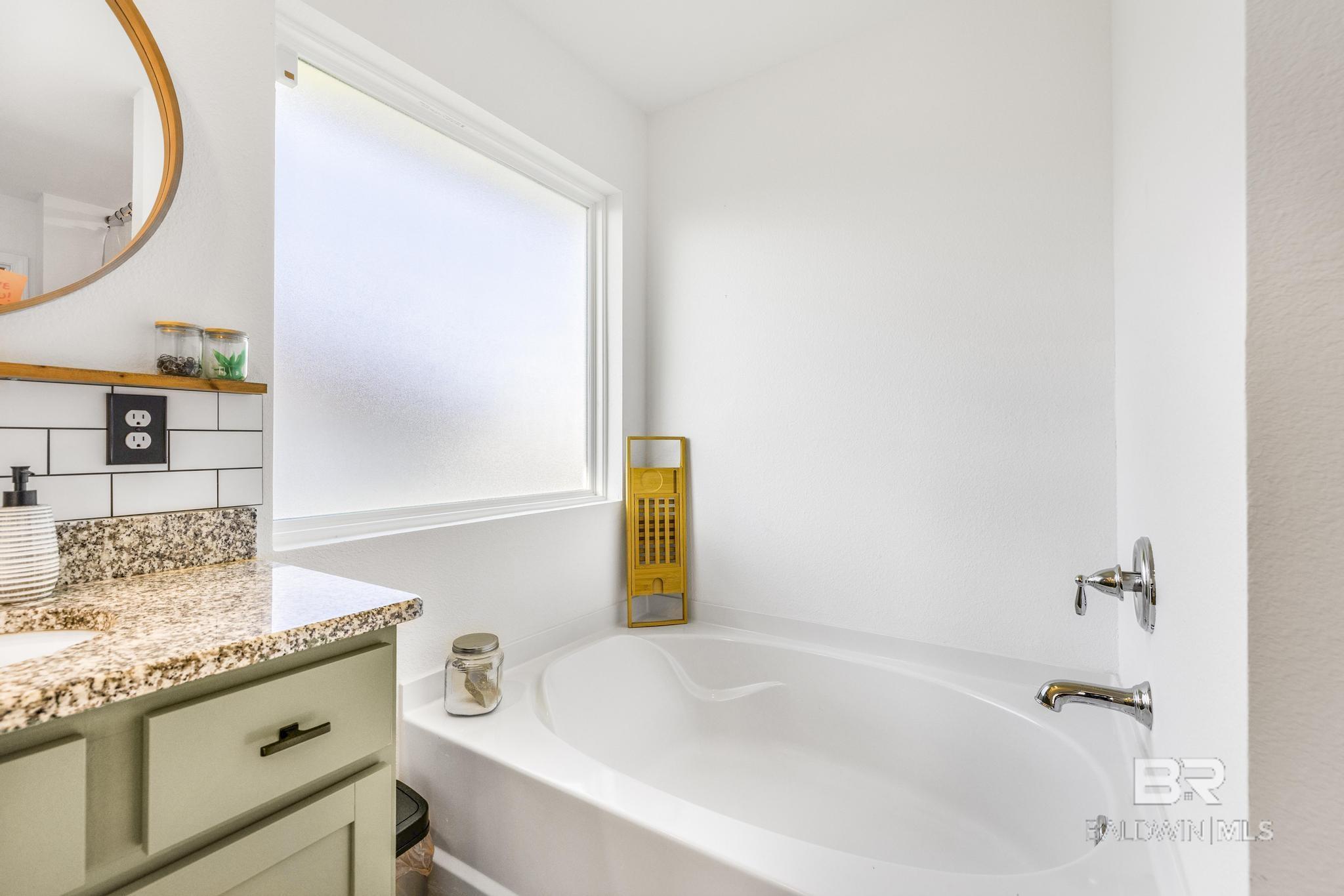 24915 Ponder Loop, Loxley, AL, 36551-7642