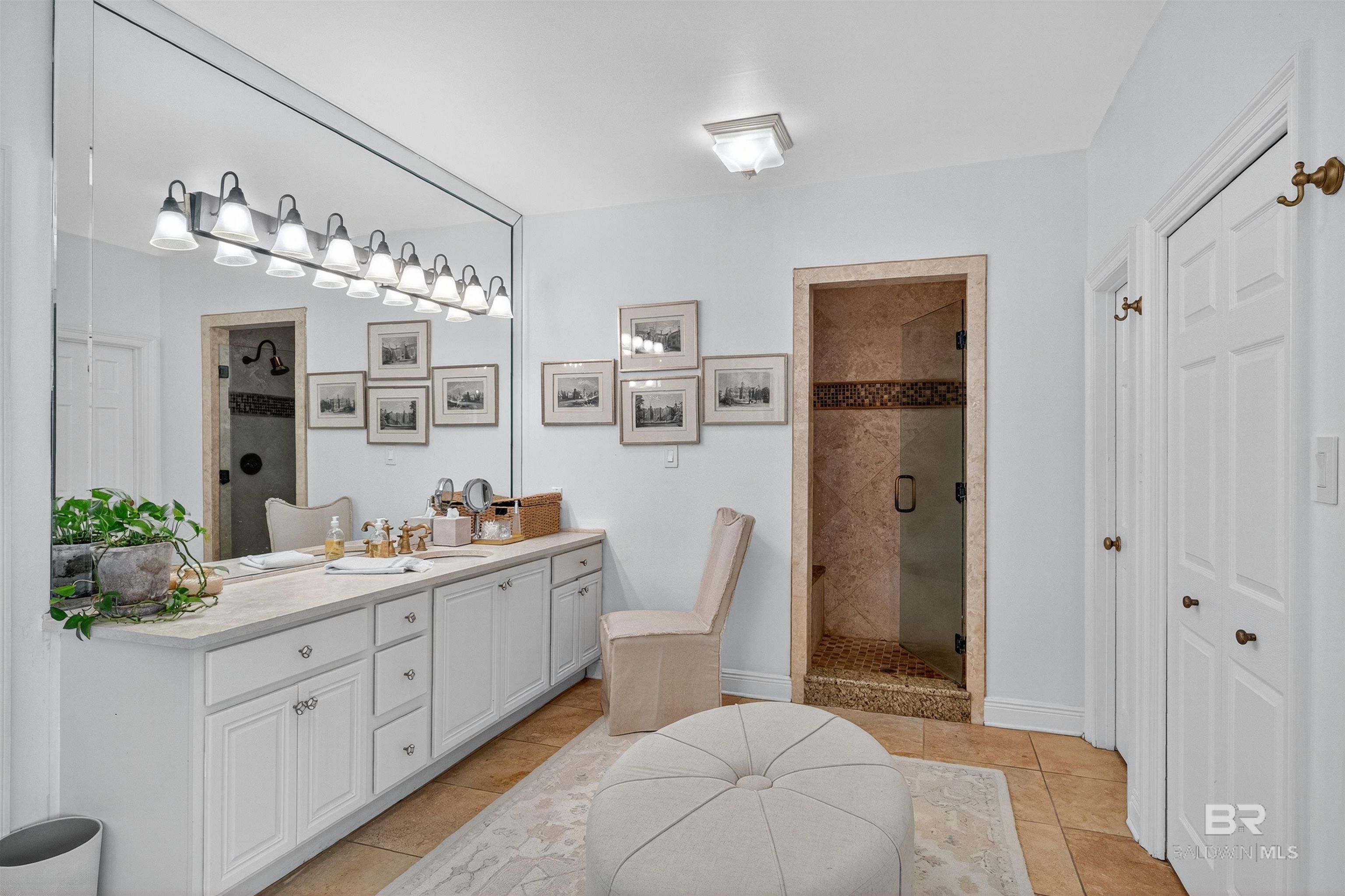 254 Royal Drive, Gulf Shores, AL, 36542