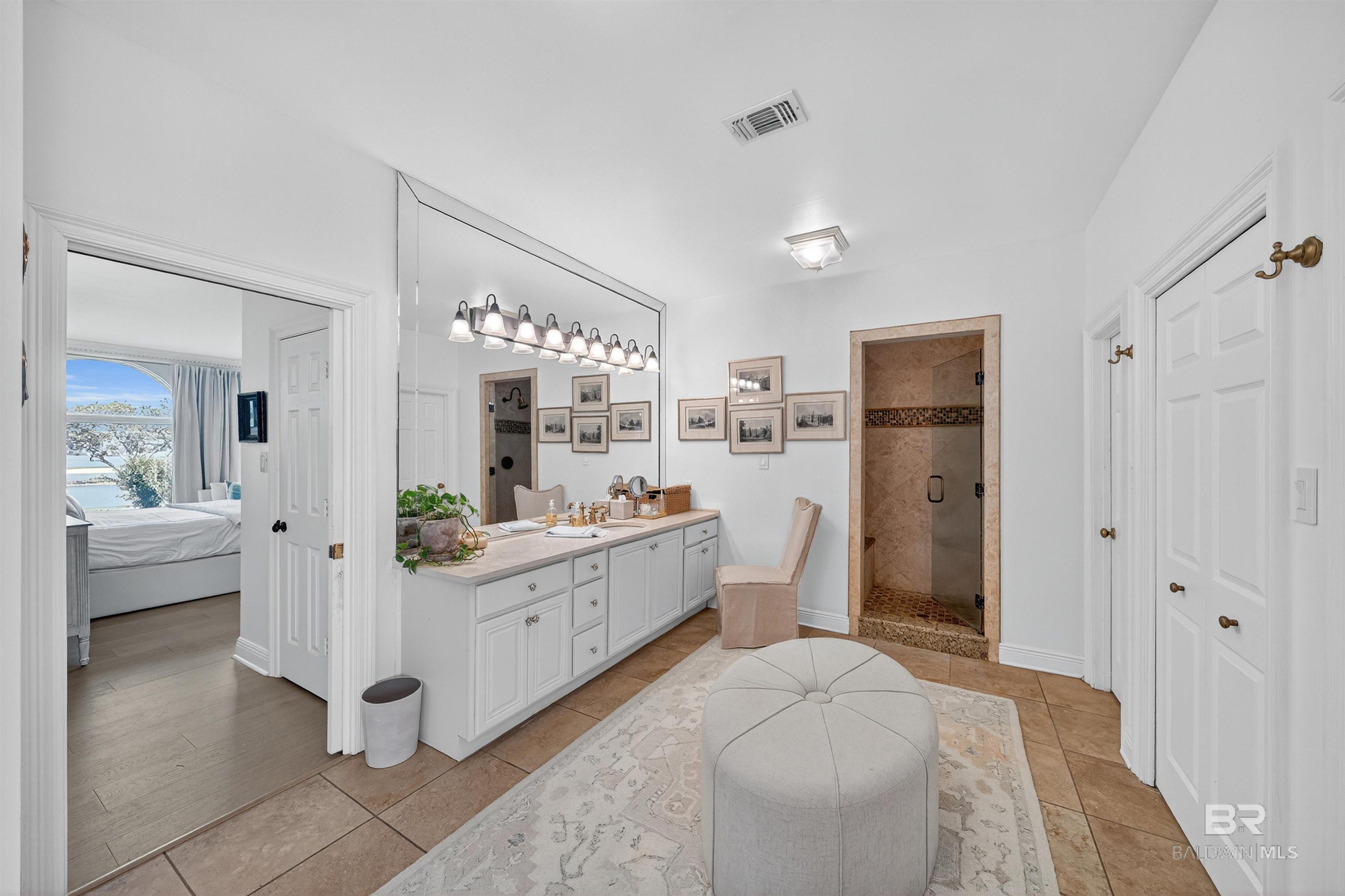 254 Royal Drive, Gulf Shores, AL, 36542