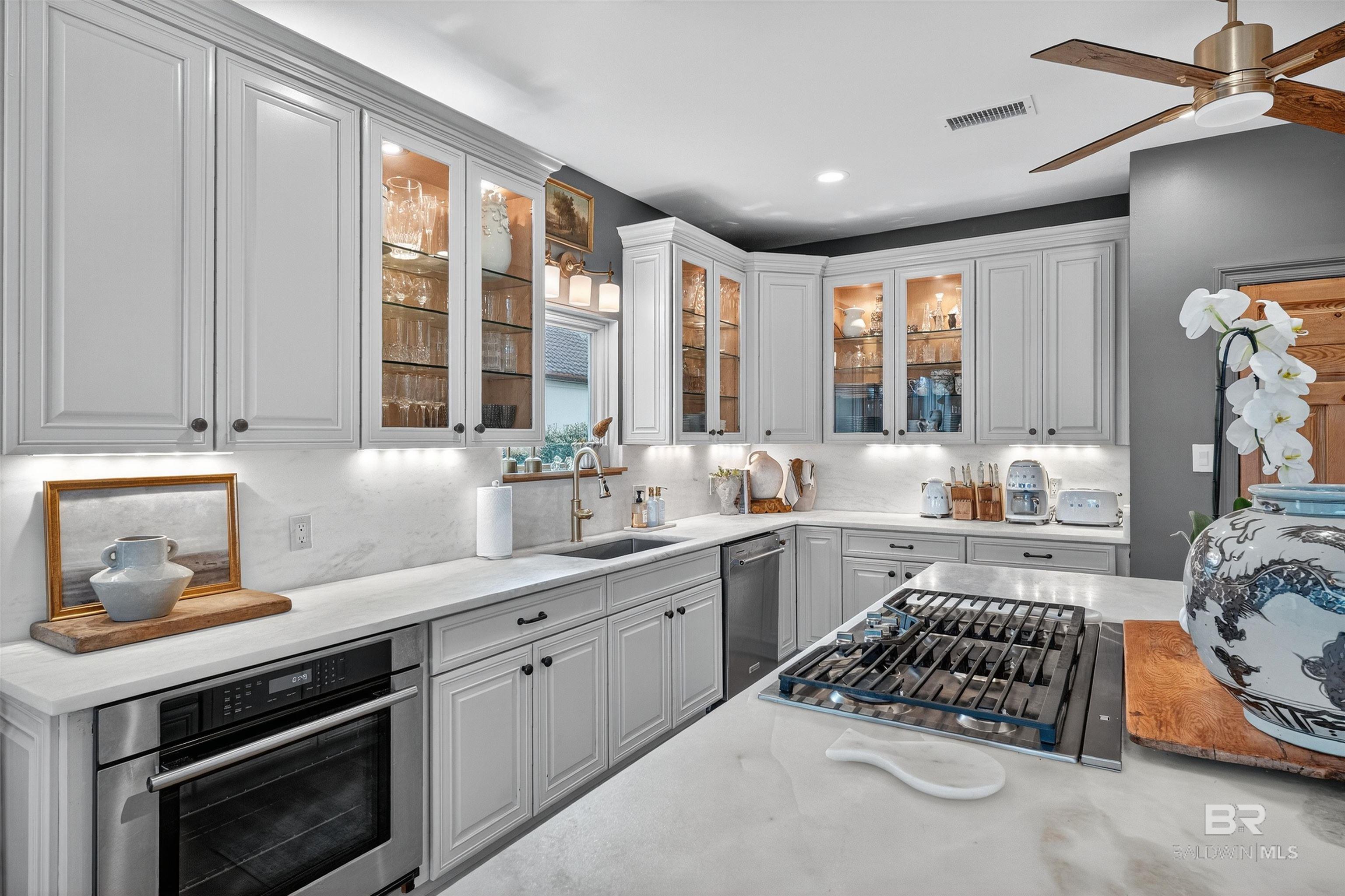 254 Royal Drive, Gulf Shores, AL, 36542