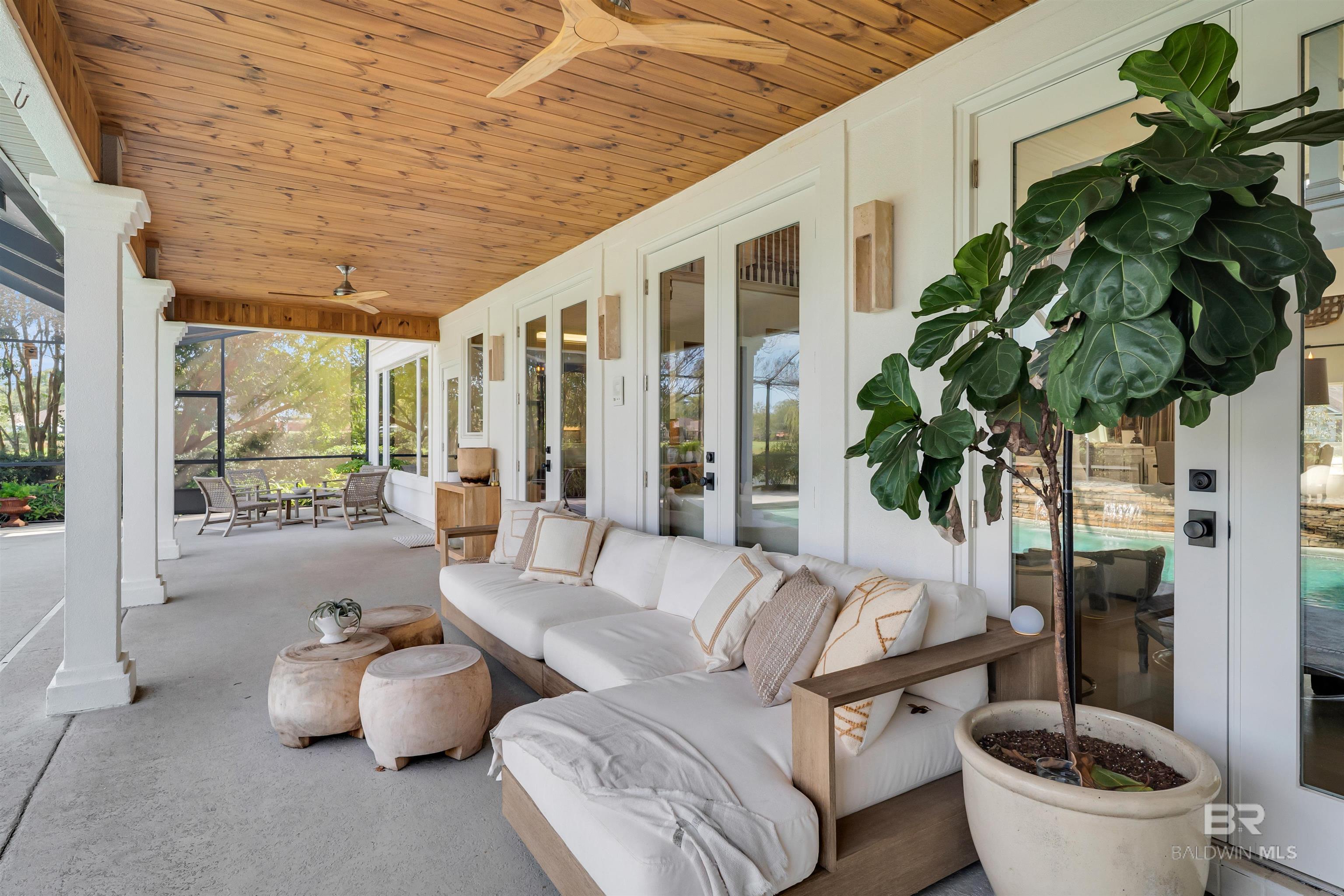 254 Royal Drive, Gulf Shores, AL, 36542