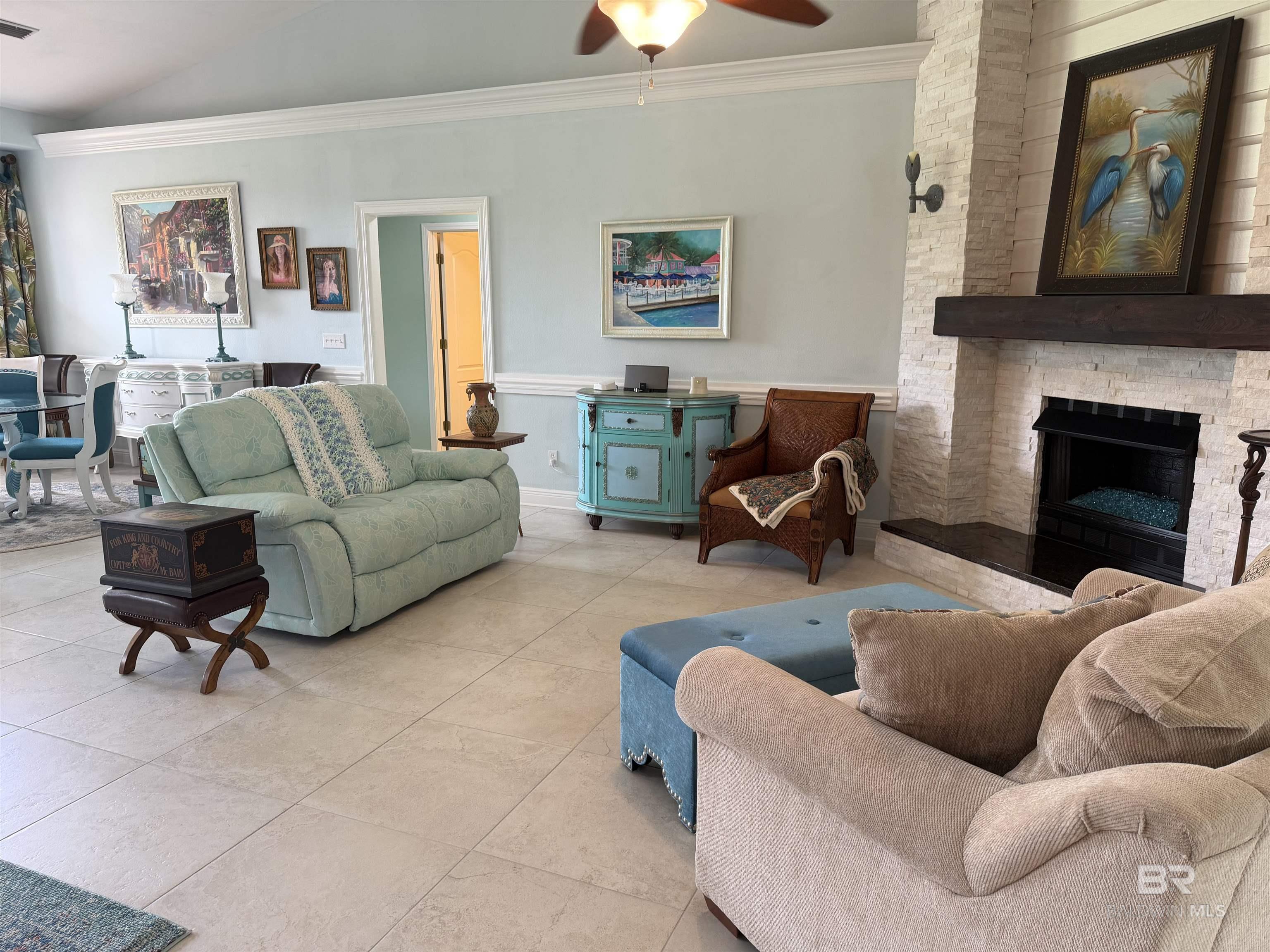 386944 | Photo 17