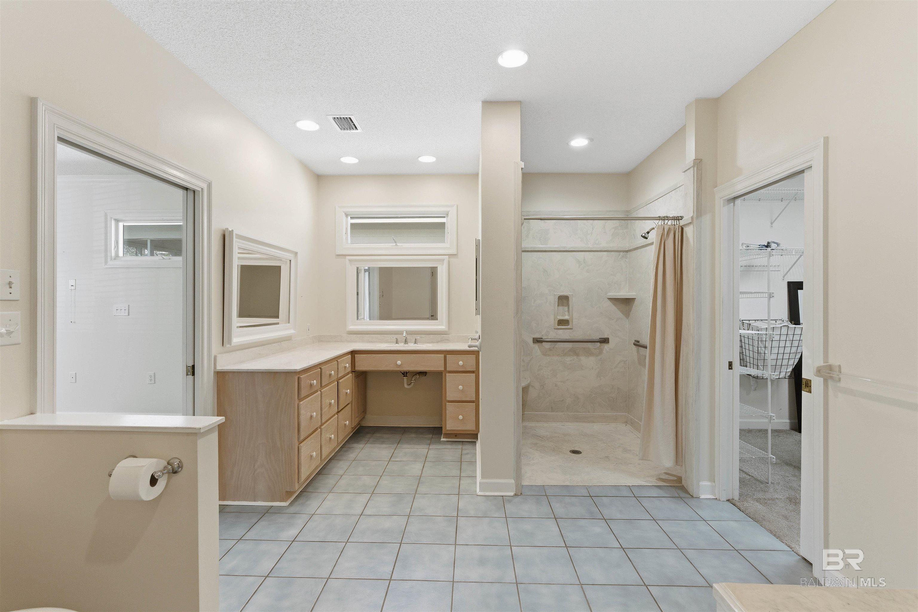 952 Edwards Avenue, Fairhope, AL, 36532