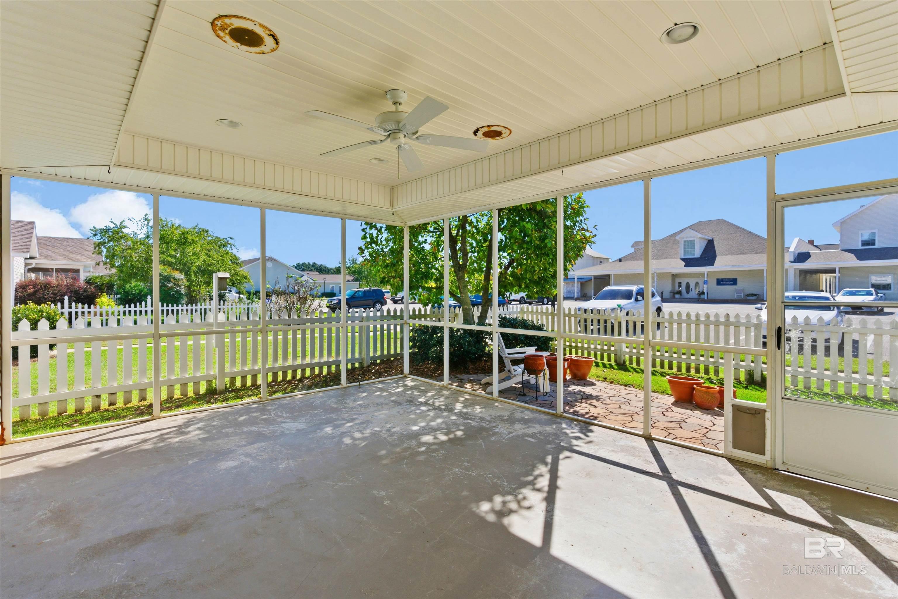 952 Edwards Avenue, Fairhope, AL, 36532