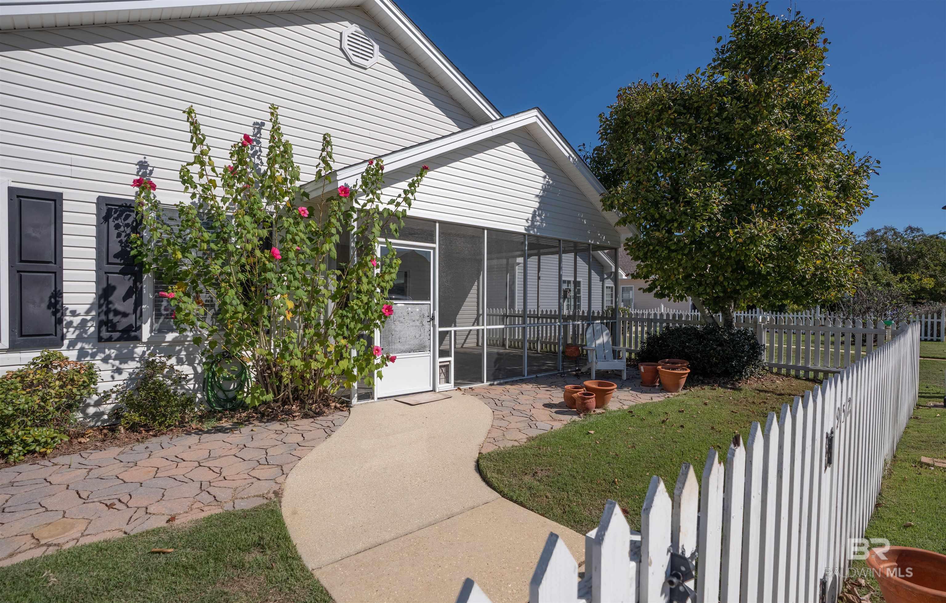 952 Edwards Avenue, Fairhope, AL, 36532