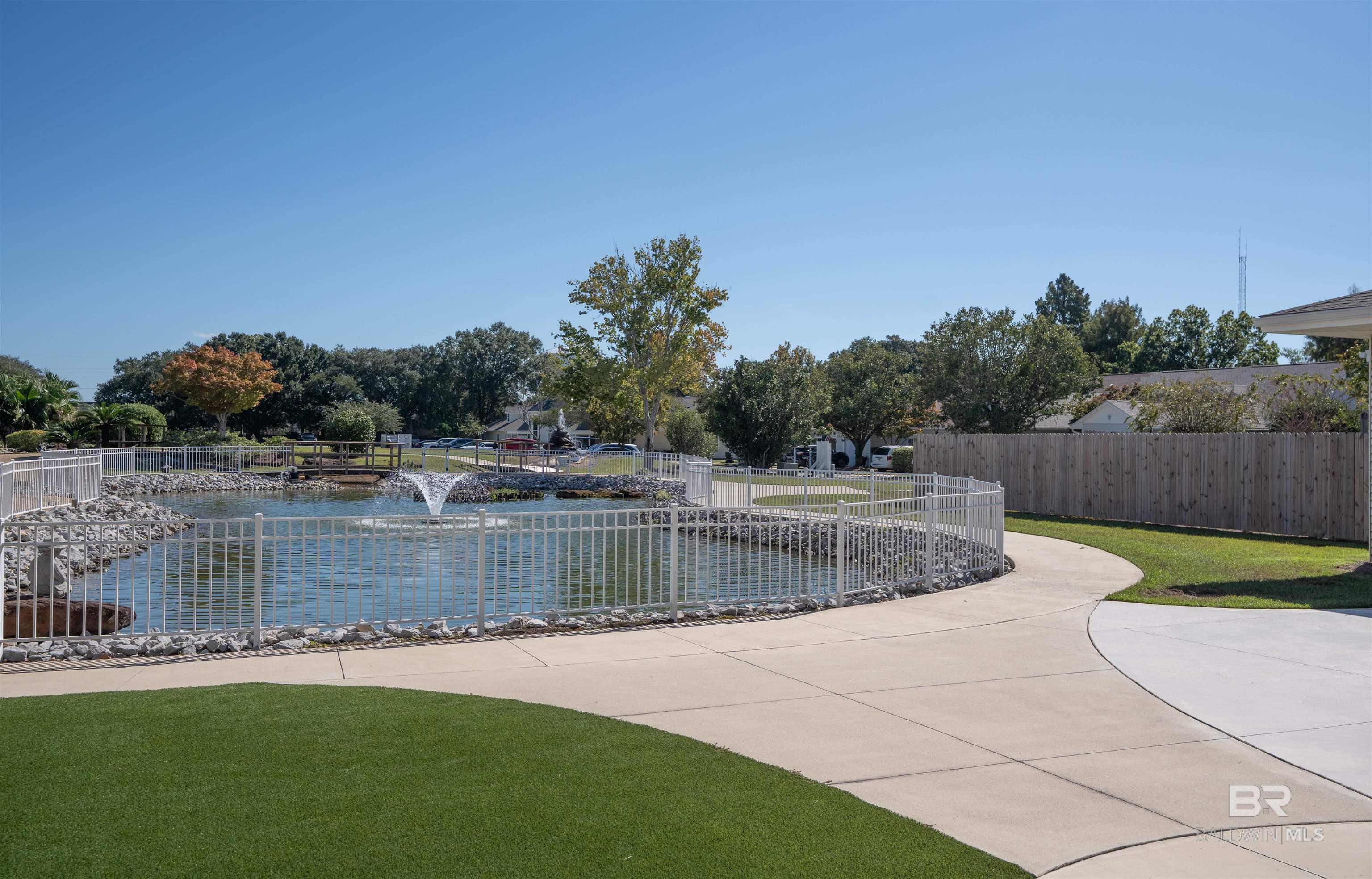 952 Edwards Avenue, Fairhope, AL, 36532