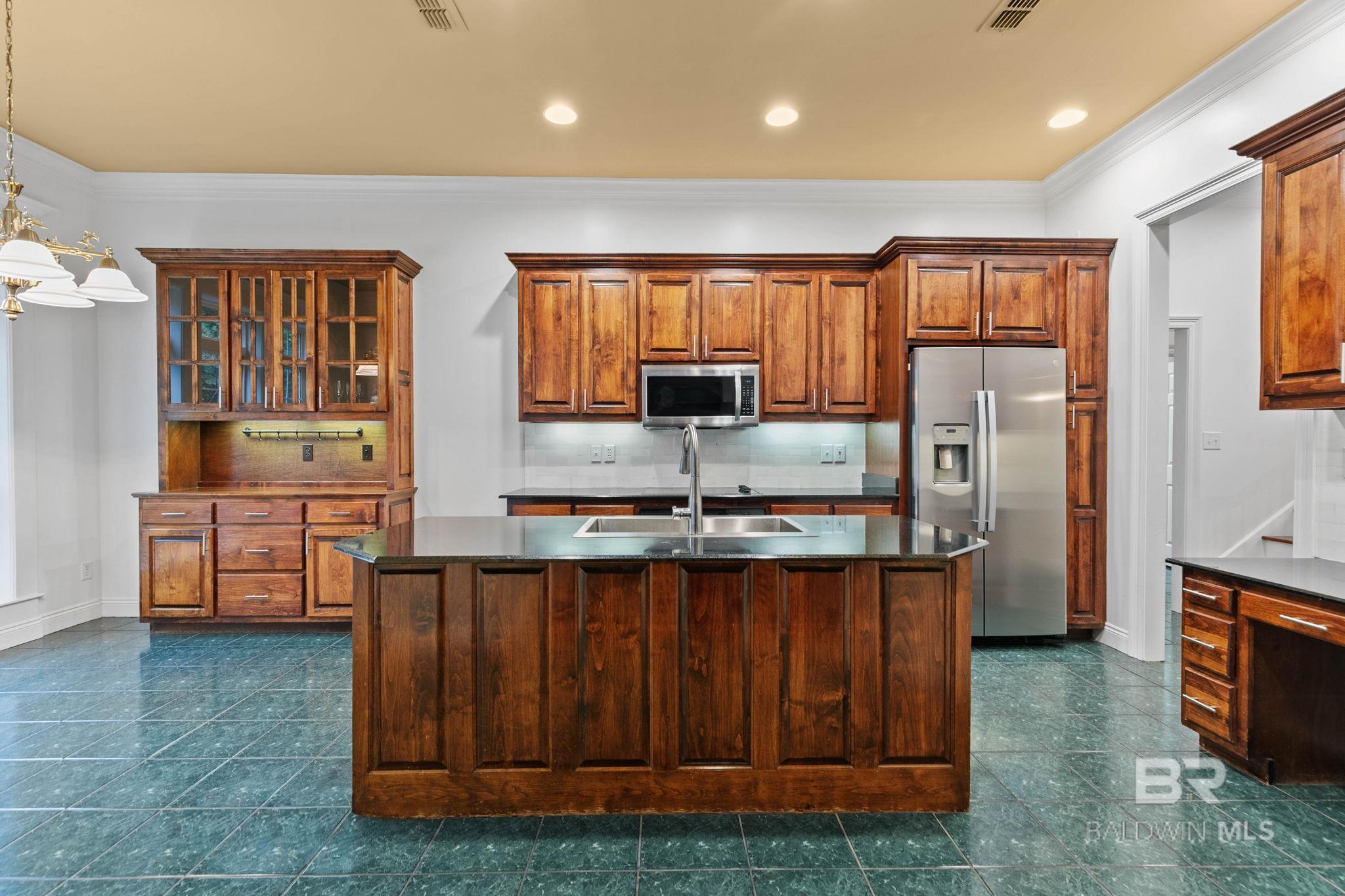 Spanish Fort, AL, 36527