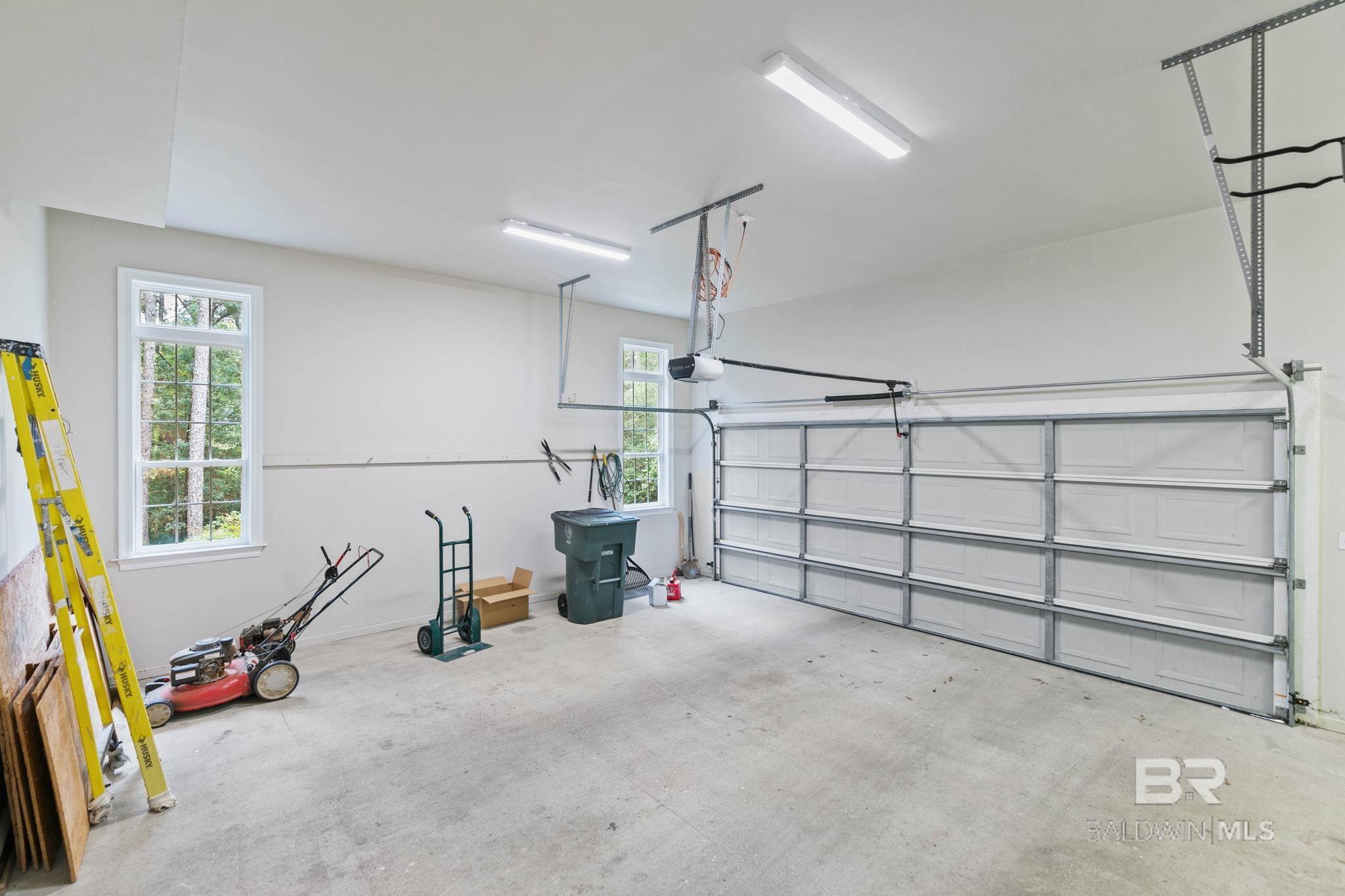 Spanish Fort, AL, 36527