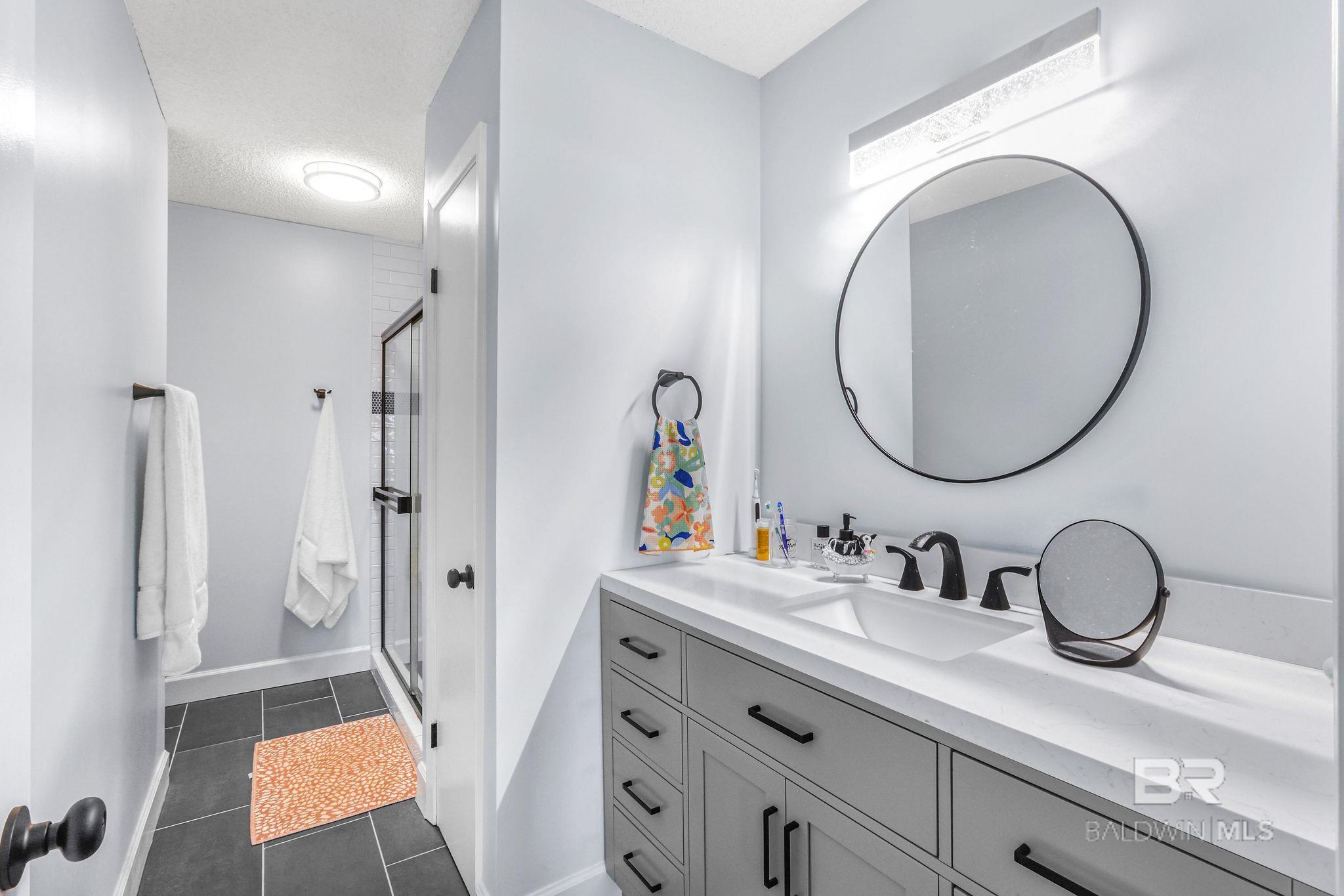 231 W Canal Drive, Gulf Shores, AL, 36542