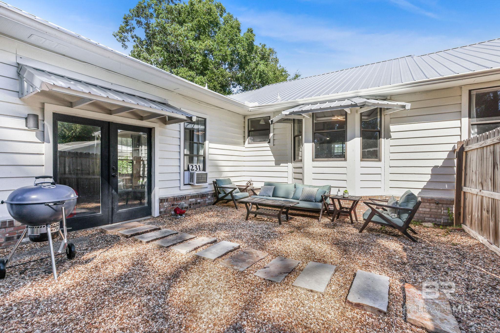 231 W Canal Drive, Gulf Shores, AL, 36542