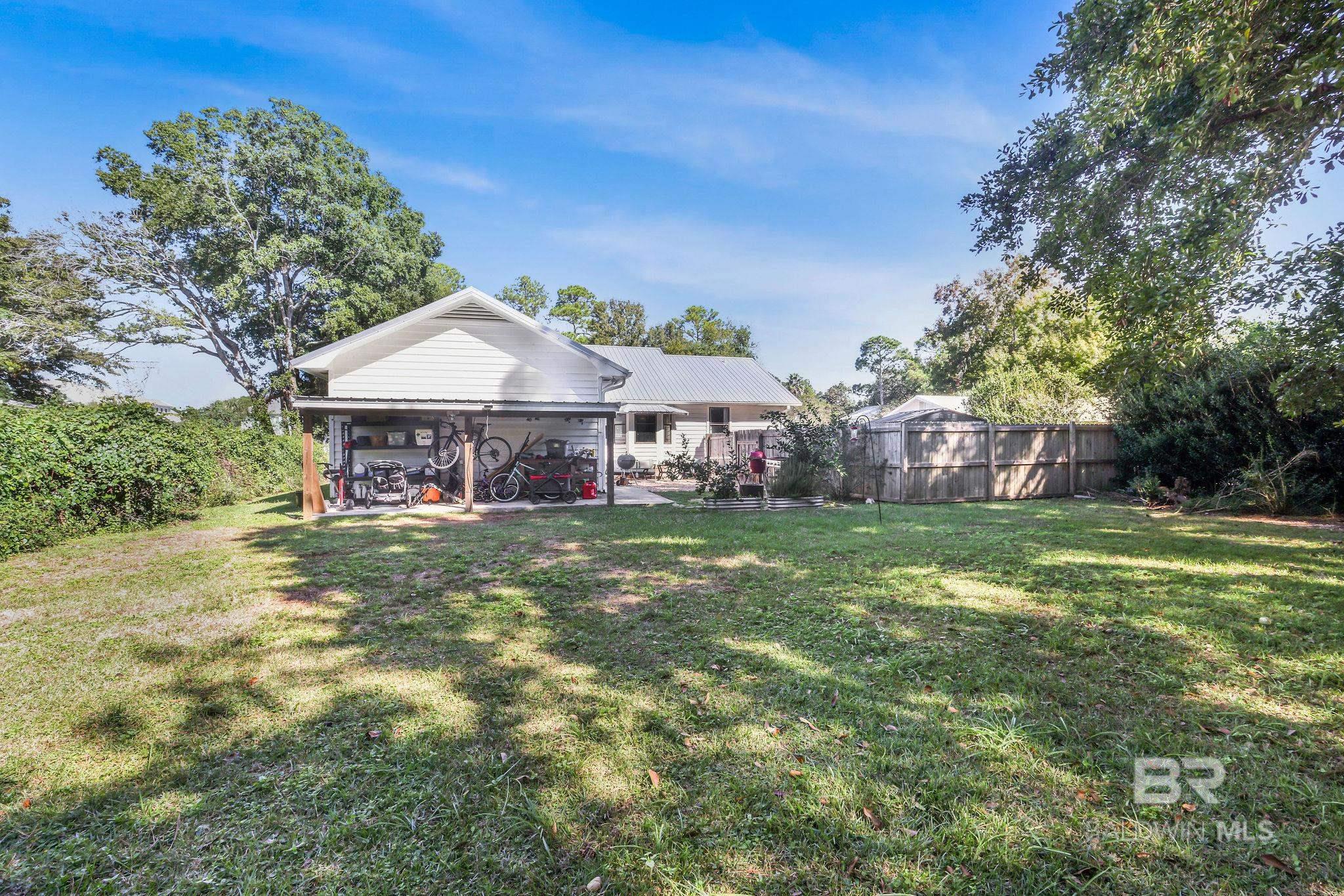 231 W Canal Drive, Gulf Shores, AL, 36542