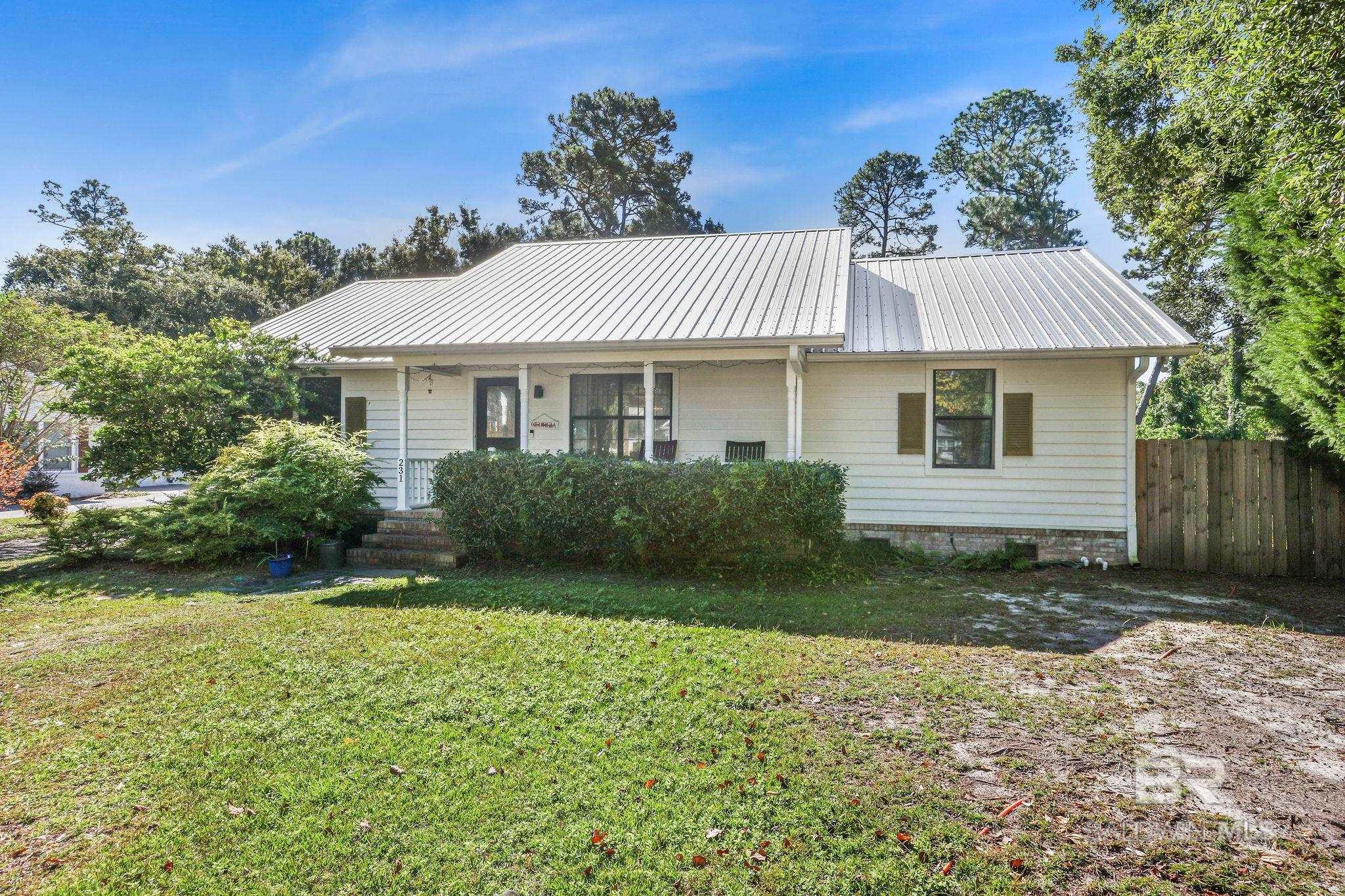 231 W Canal Drive, Gulf Shores, AL, 36542