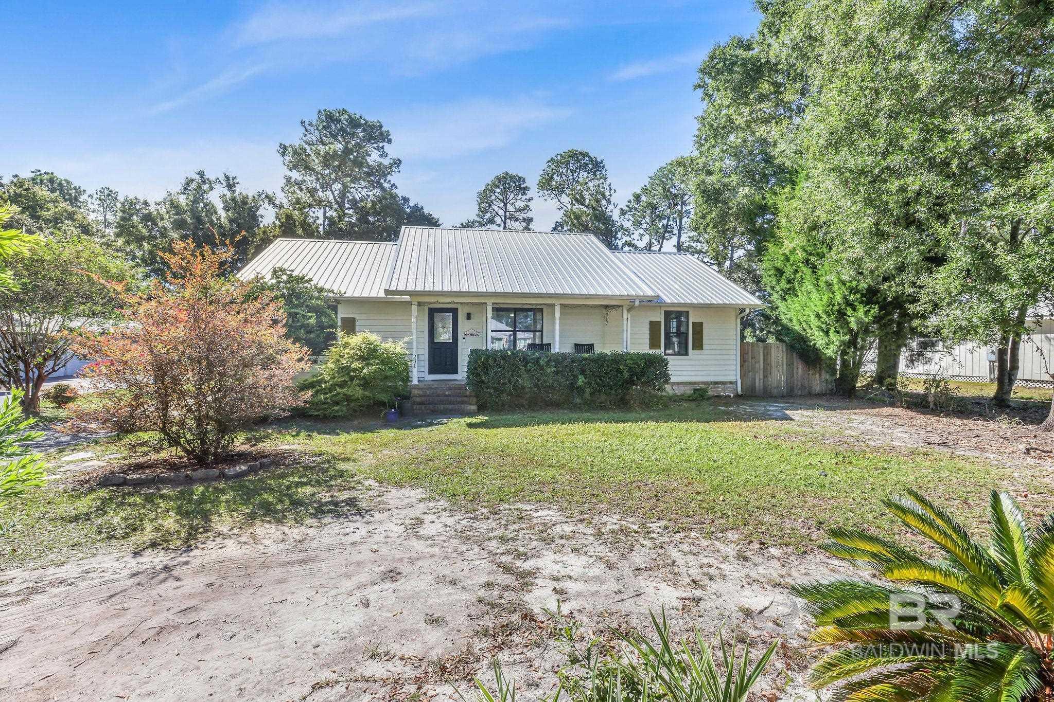 231 W Canal Drive, Gulf Shores, AL, 36542
