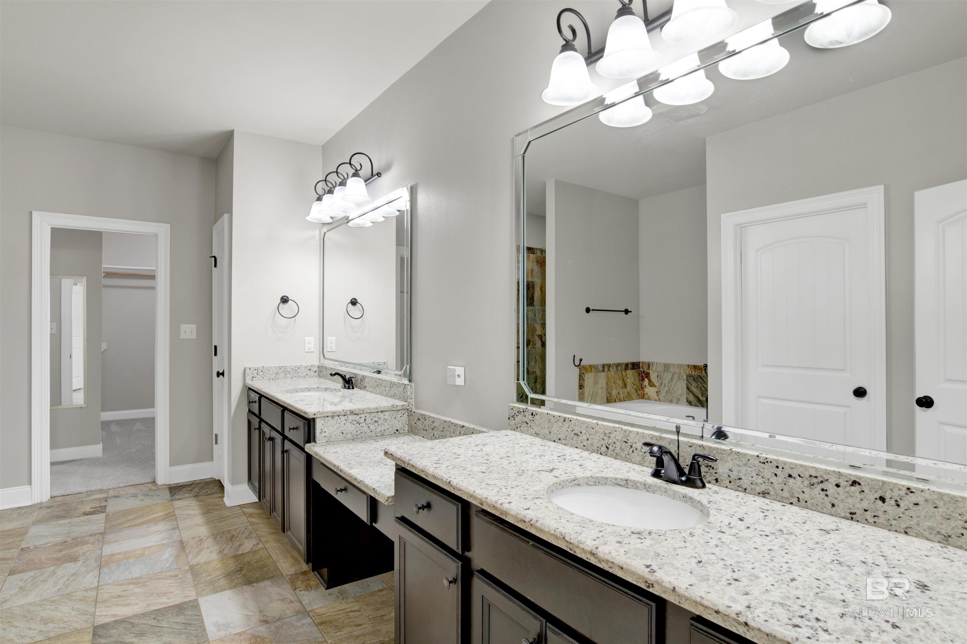 9525 Camberwell Drive, Daphne, AL, 36526