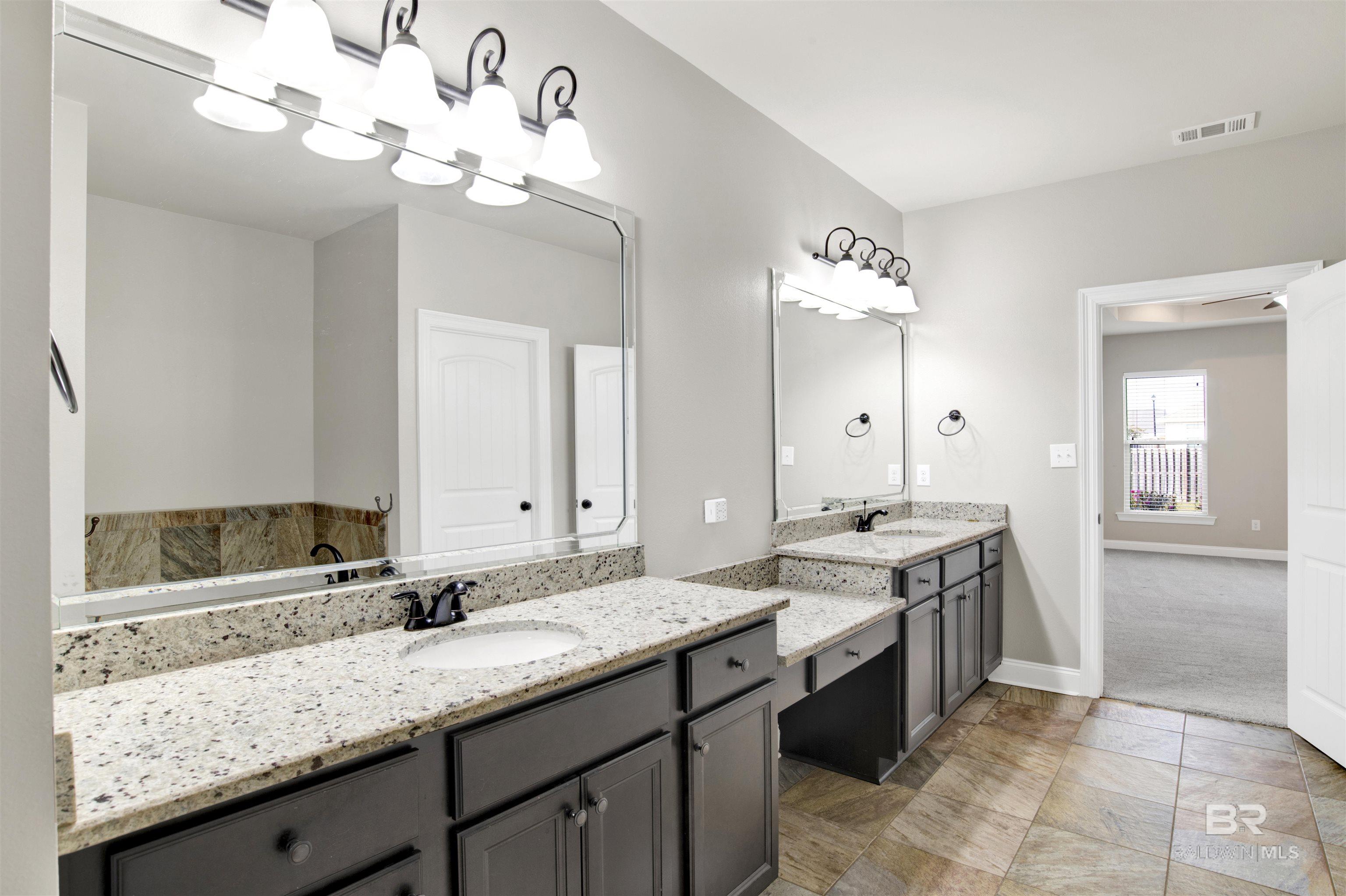 9525 Camberwell Drive, Daphne, AL, 36526