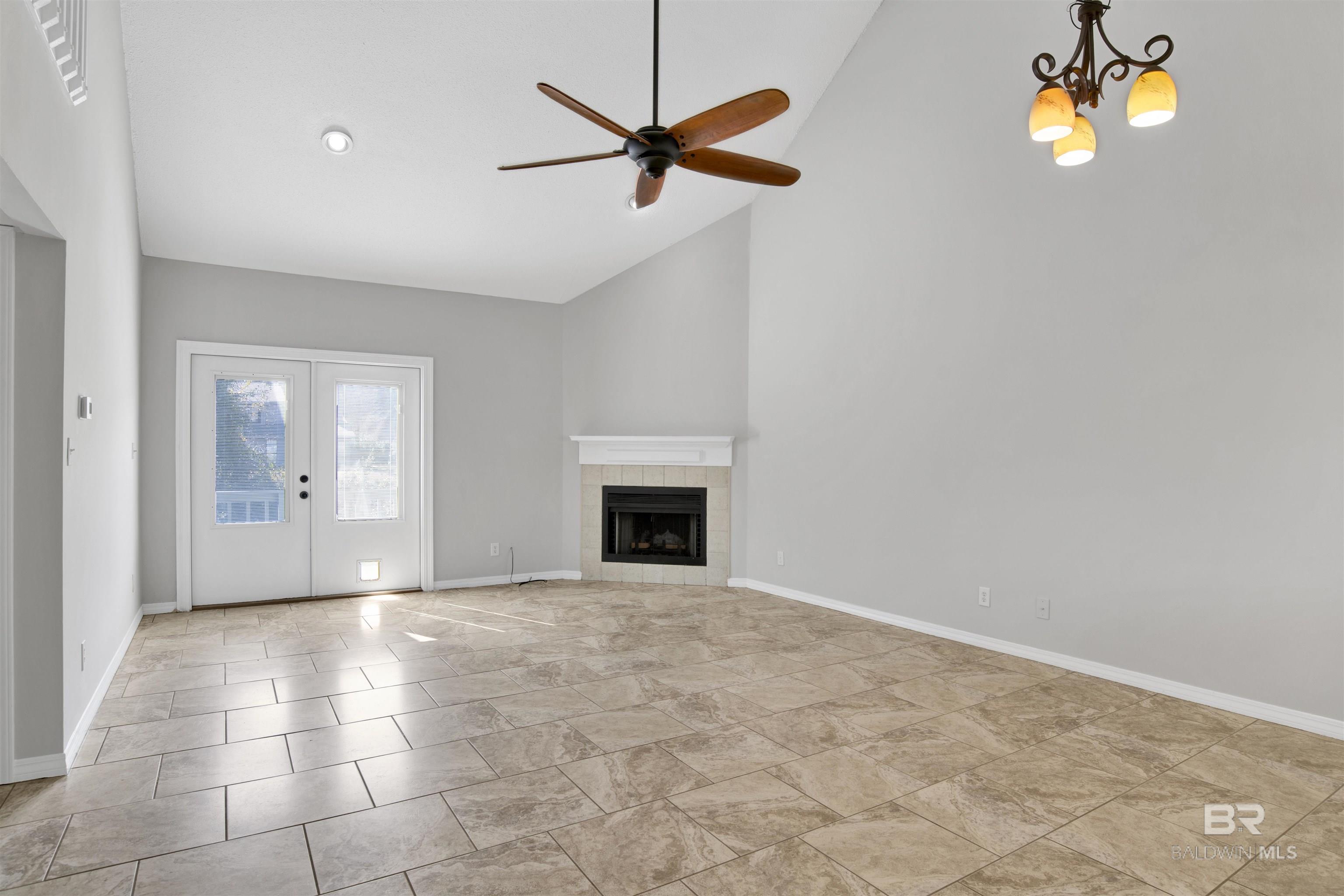 389 Clubhouse Drive UNIT Y 3, Gulf Shores, AL, 36542