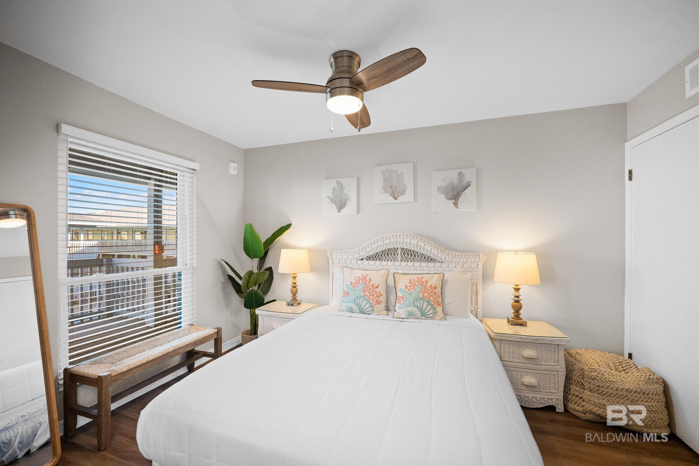 920 W Lagoon Avenue UNIT b205, Gulf Shores, AL, 36542-6352