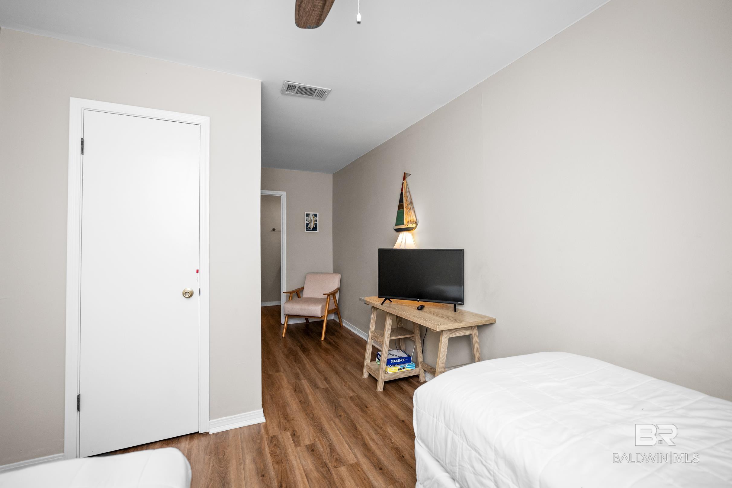 920 W Lagoon Avenue UNIT b205, Gulf Shores, AL, 36542-6352