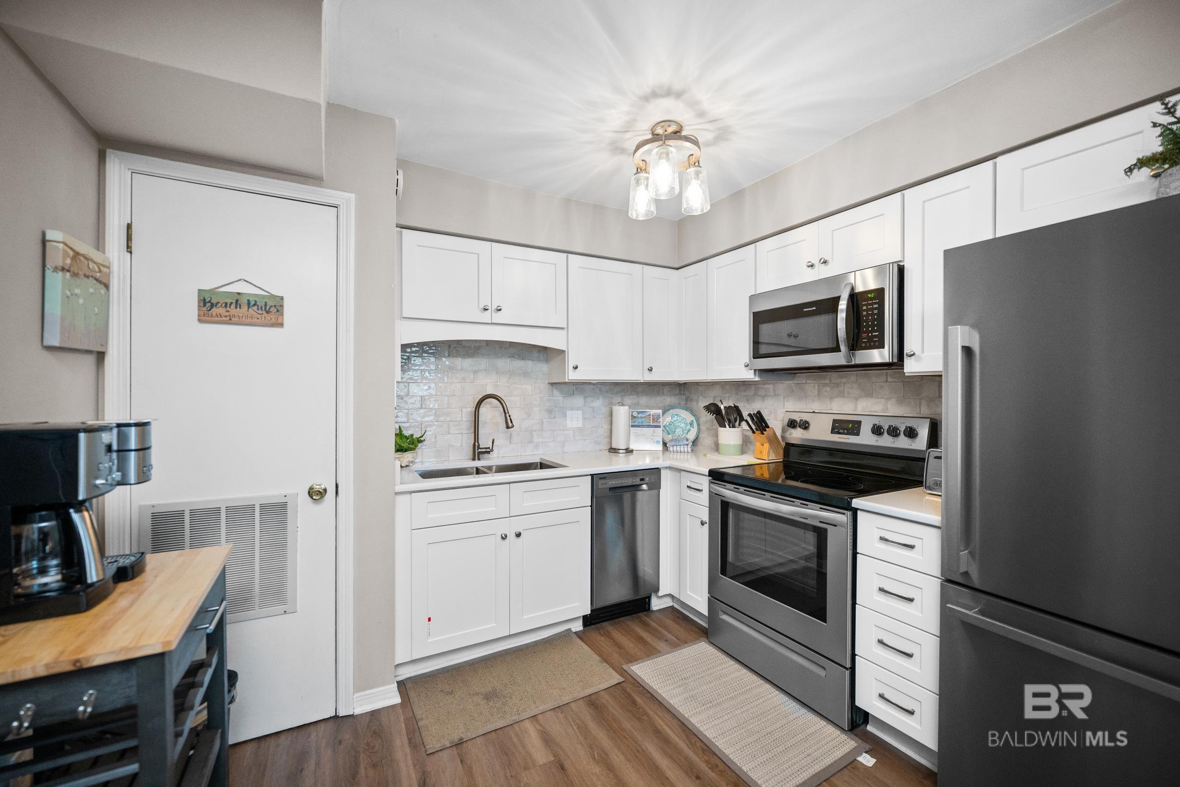 920 W Lagoon Avenue UNIT b205, Gulf Shores, AL, 36542-6352