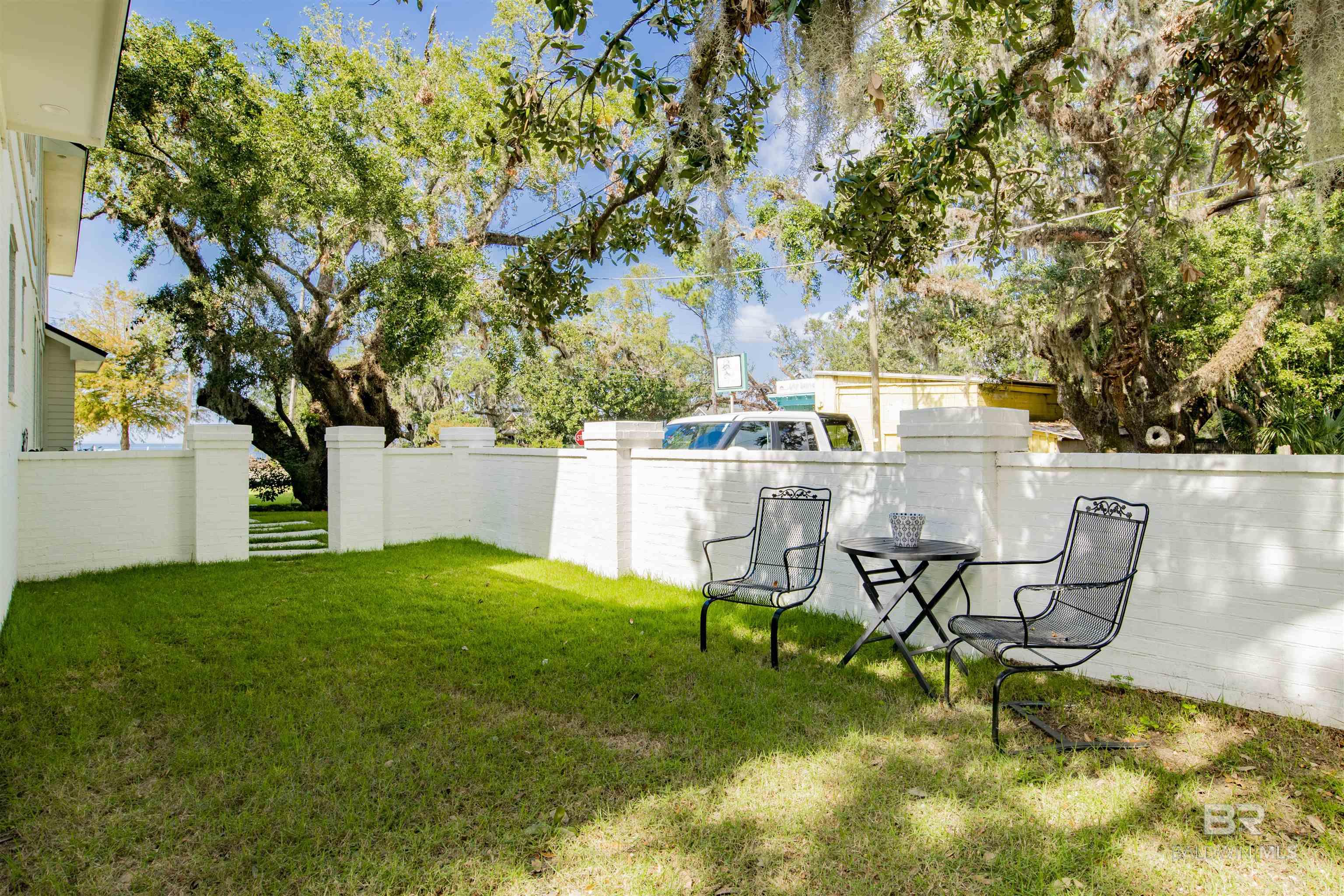 https://zimg.paragon.ice.com/ParagonImages/Property/PG/BCAR/387884/10/0/0/9684256f80091ea1a7b08eb0f03f24d5/7/1d401682f8111c09d776d0f9be9d0bf4/387884-42E9E36D-E57B-46A8-996C-36C2087D829C.JPG