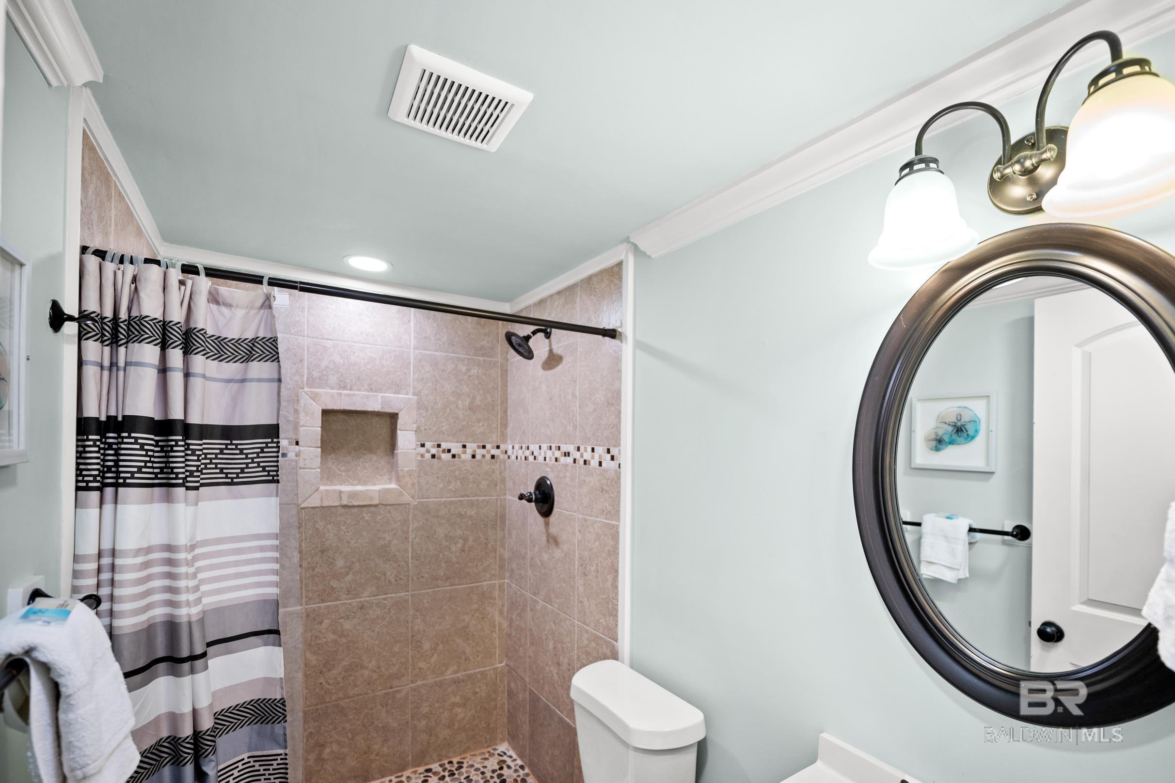 200 E Beach Boulevard UNIT 220, Gulf Shores, AL, 36542