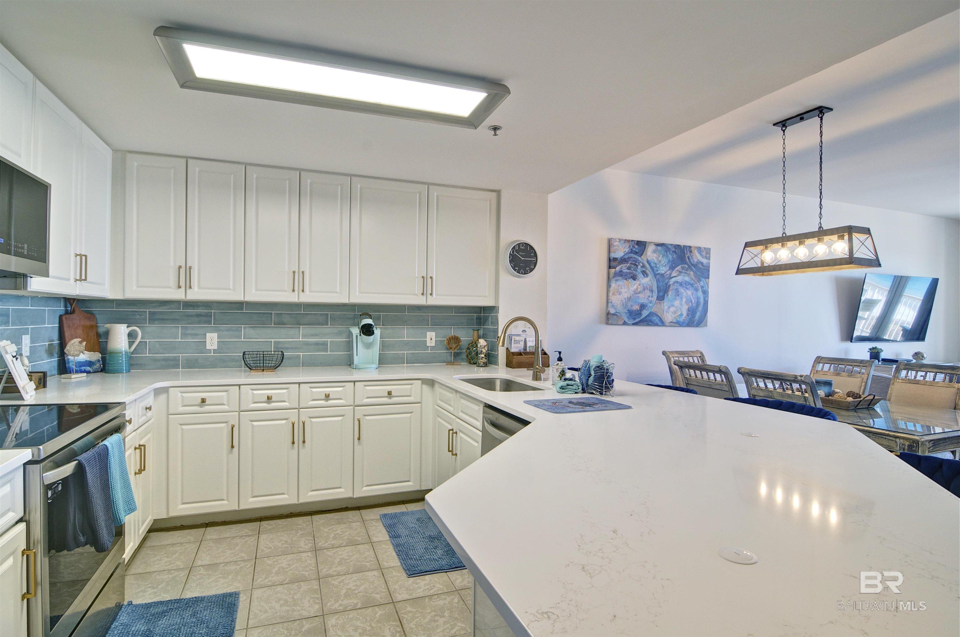 375 Beach Club Trail UNIT 1007, Gulf Shores, AL, 36542