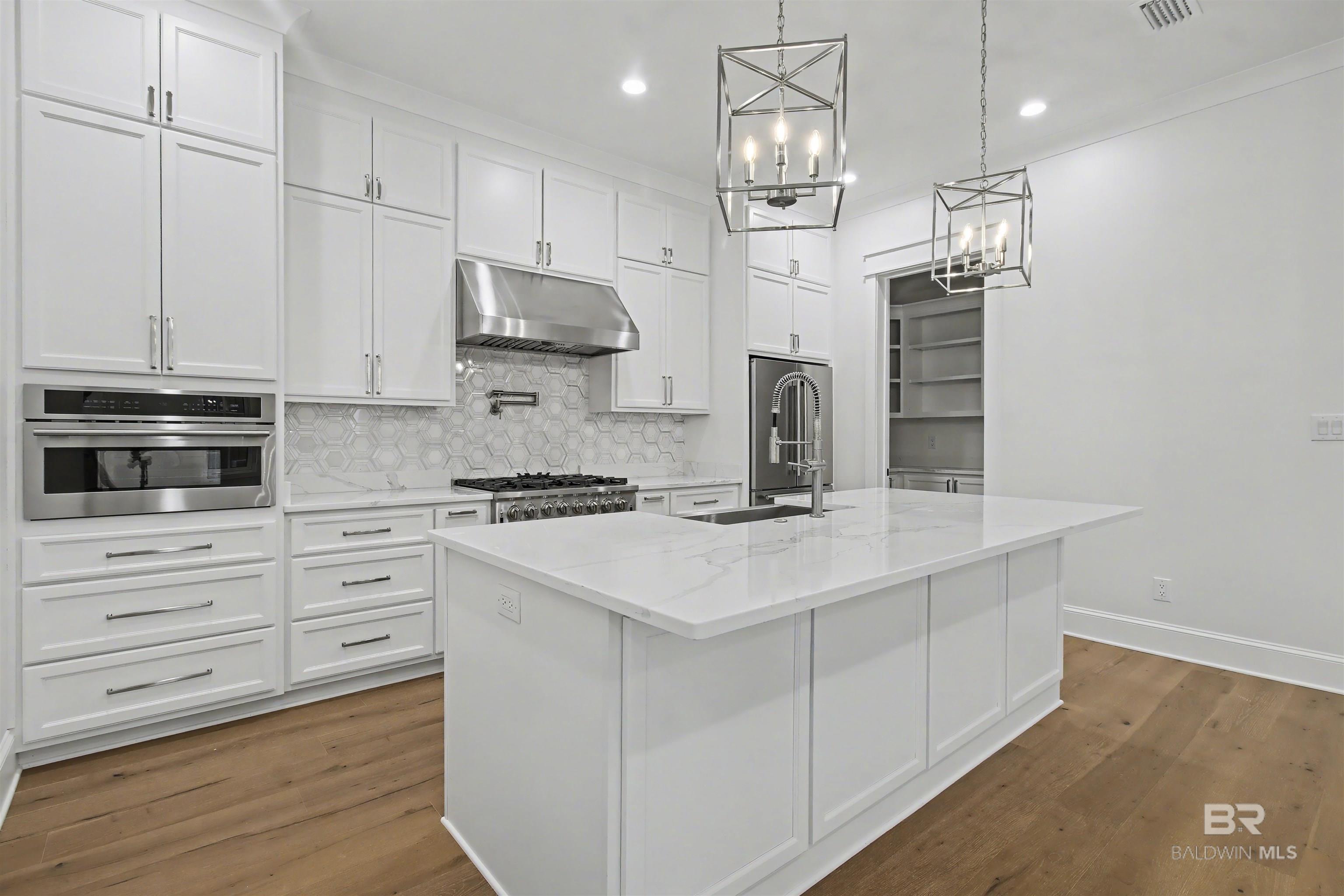 Gulf Shores, AL, 36542