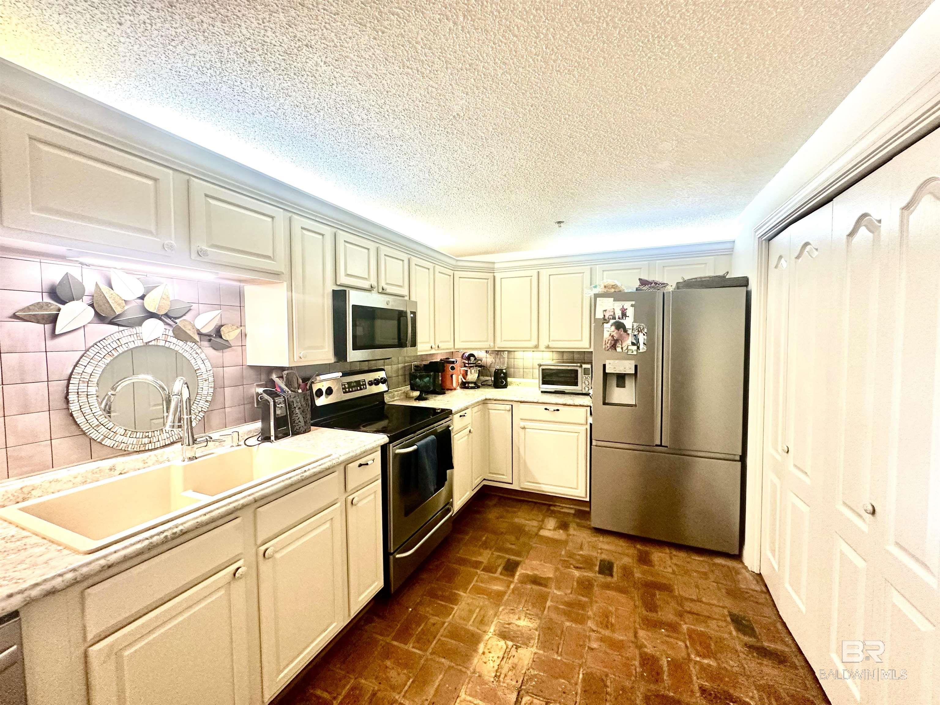 100 Tower Drive UNIT 403, Daphne, AL, 36526