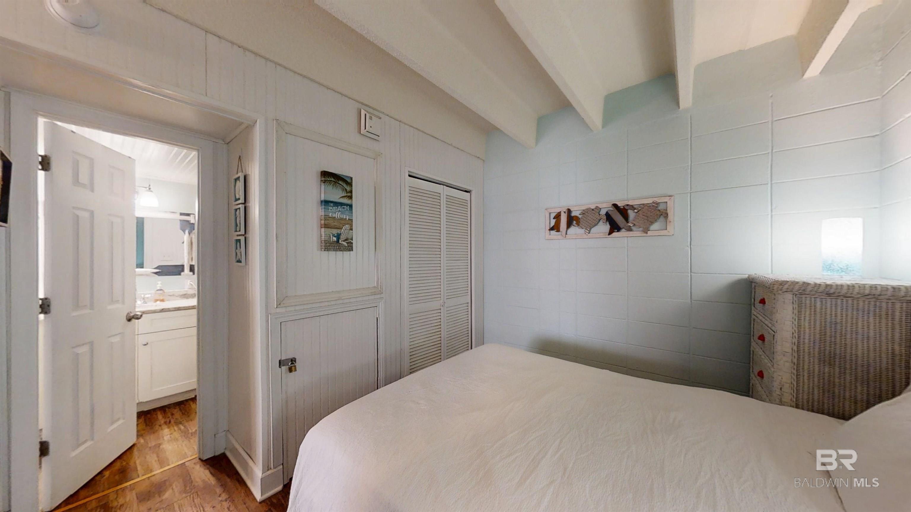 1027 W Beach Boulevard UNIT 101, Gulf Shores, AL, 36542