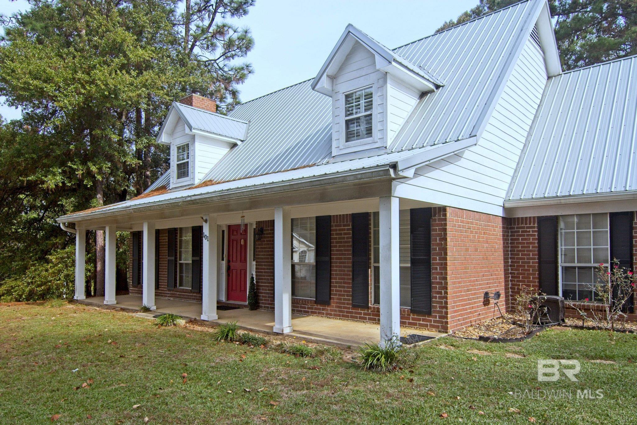 4-Bedroom Homes for Sale in Lake Forest