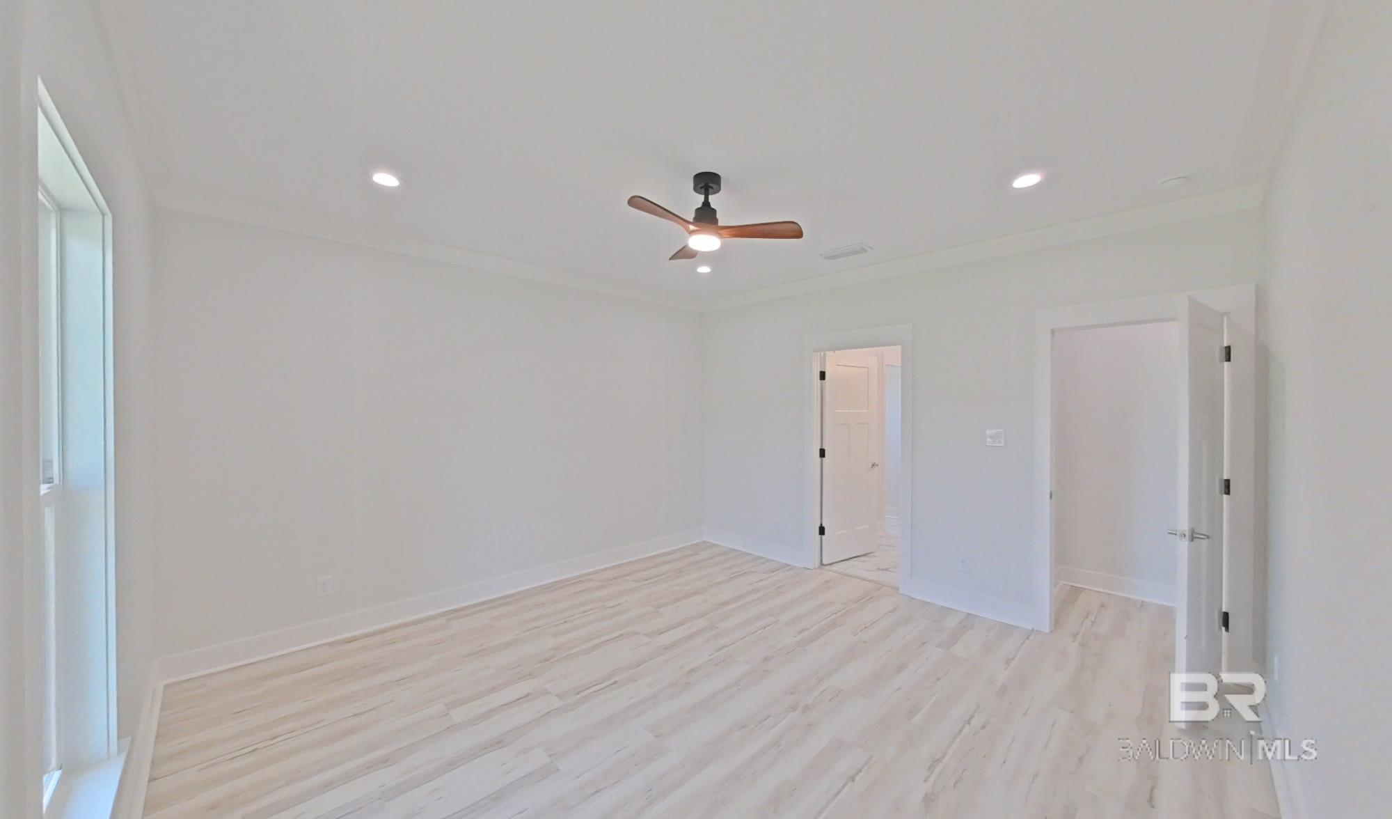 https://zimg.paragon.ice.com/ParagonImages/Property/PG/BCAR/388901/13/0/0/6347e3613b5076c3eccebcc7a16beda3/7/53e5ebe3817e0c7ac9c1f79363640446/388901-cf9b4175-f174-4890-9783-a69ccc4e2562.JPG