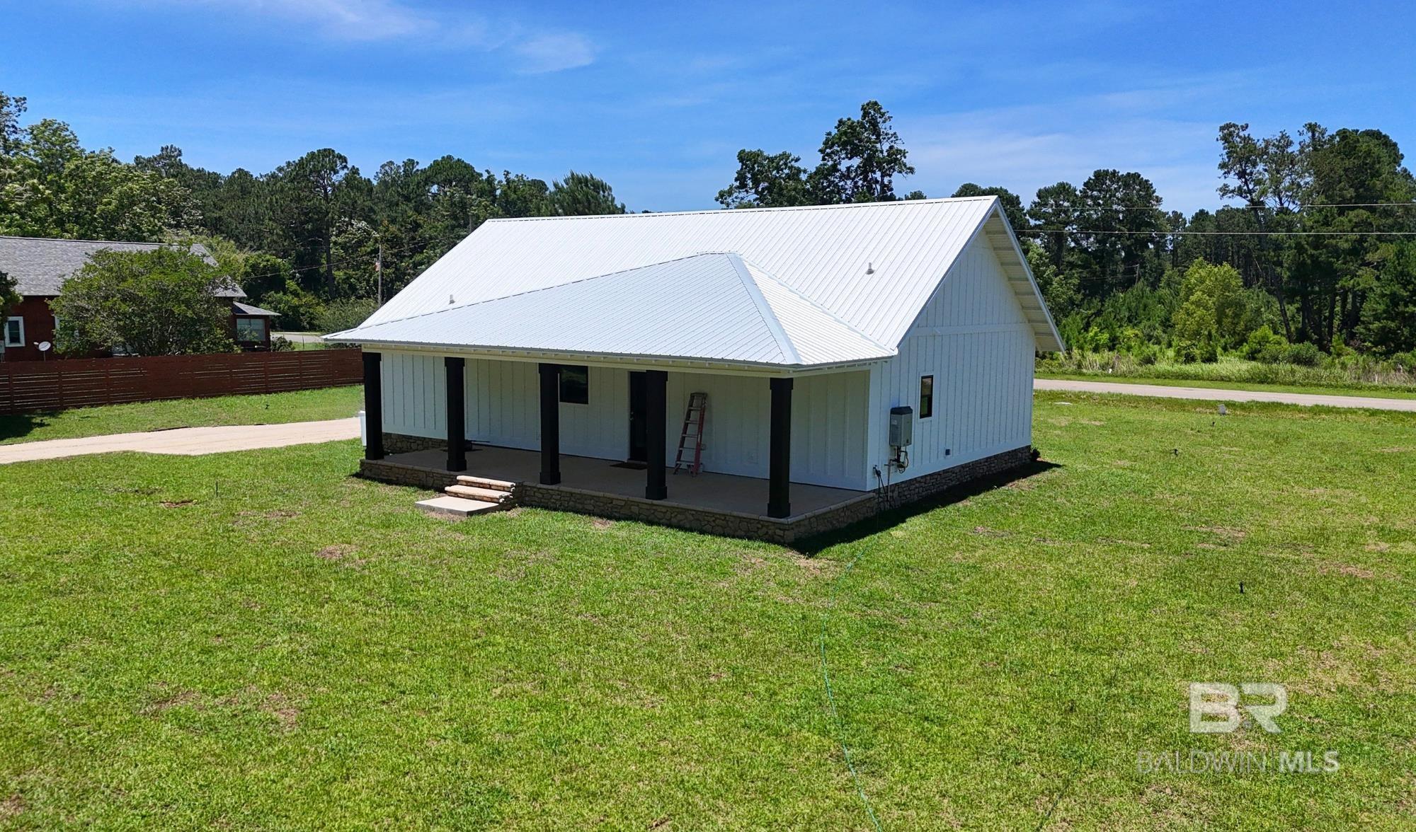 https://zimg.paragon.ice.com/ParagonImages/Property/PG/BCAR/388901/32/0/0/4c61c3fda87696a0400d3f5c5f7c3f66/7/53e5ebe3817e0c7ac9c1f79363640446/388901-30145e77-8ed3-4860-ba30-eb167280c361.JPG