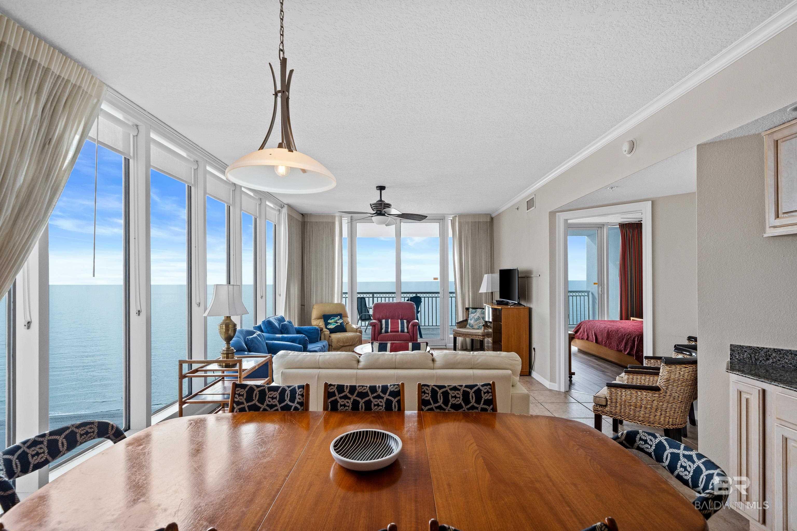 https://zimg.paragon.ice.com/ParagonImages/Property/PG/BCAR/388944/5/0/0/96e83305362b51a7a0b265d9679ef853/7/b1f5e6be26a01ceefd5c37843b1f8d87/388944-e48365e3-afeb-4fae-b0ce-95da4e769810.JPG