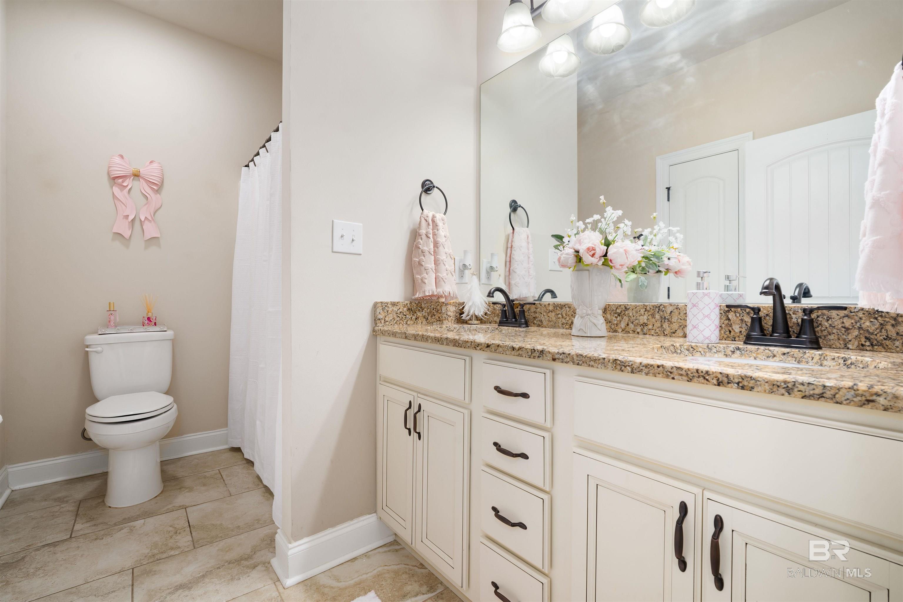 Spanish Fort, AL, 36527