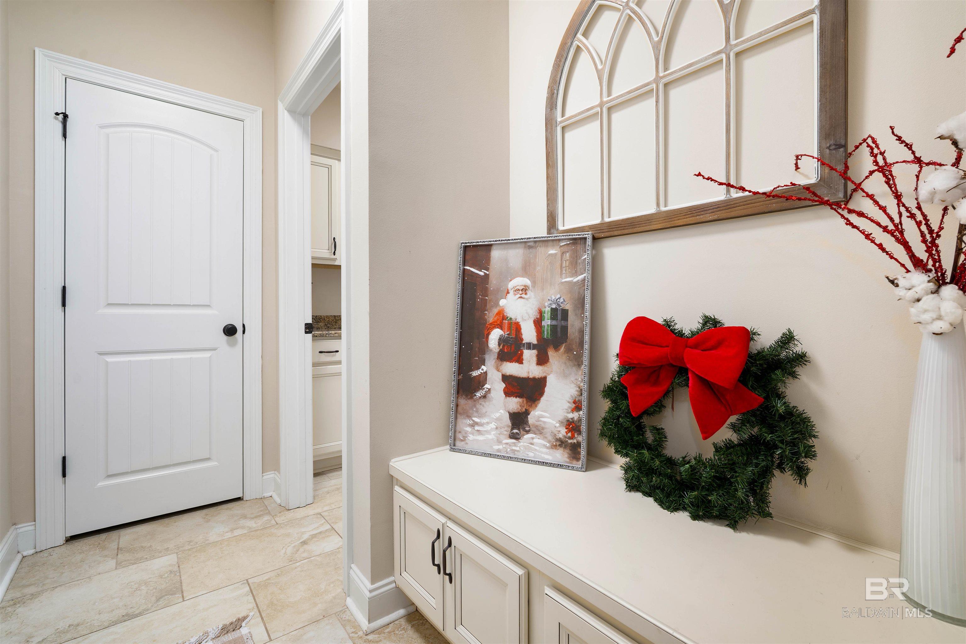 Spanish Fort, AL, 36527