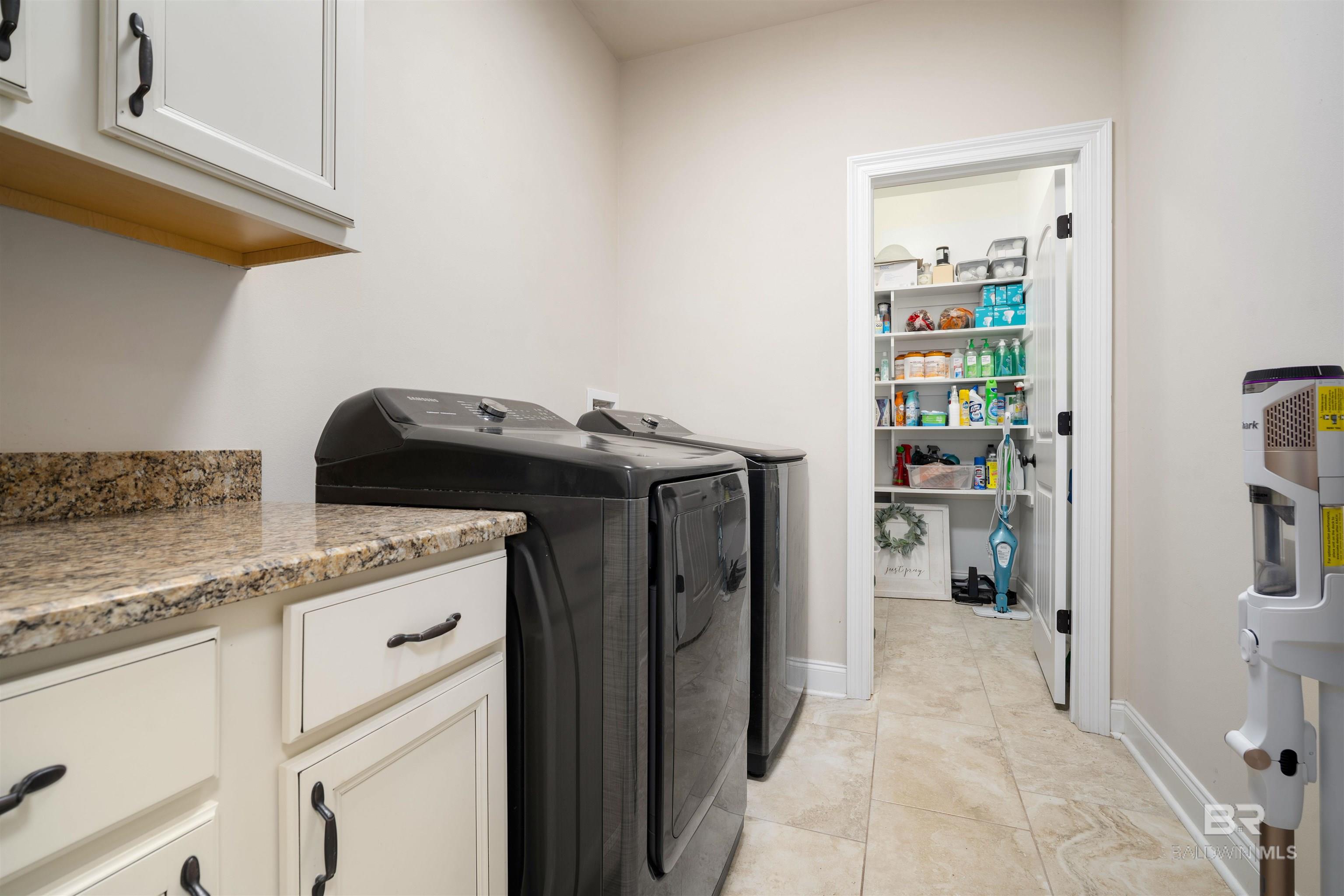 Spanish Fort, AL, 36527