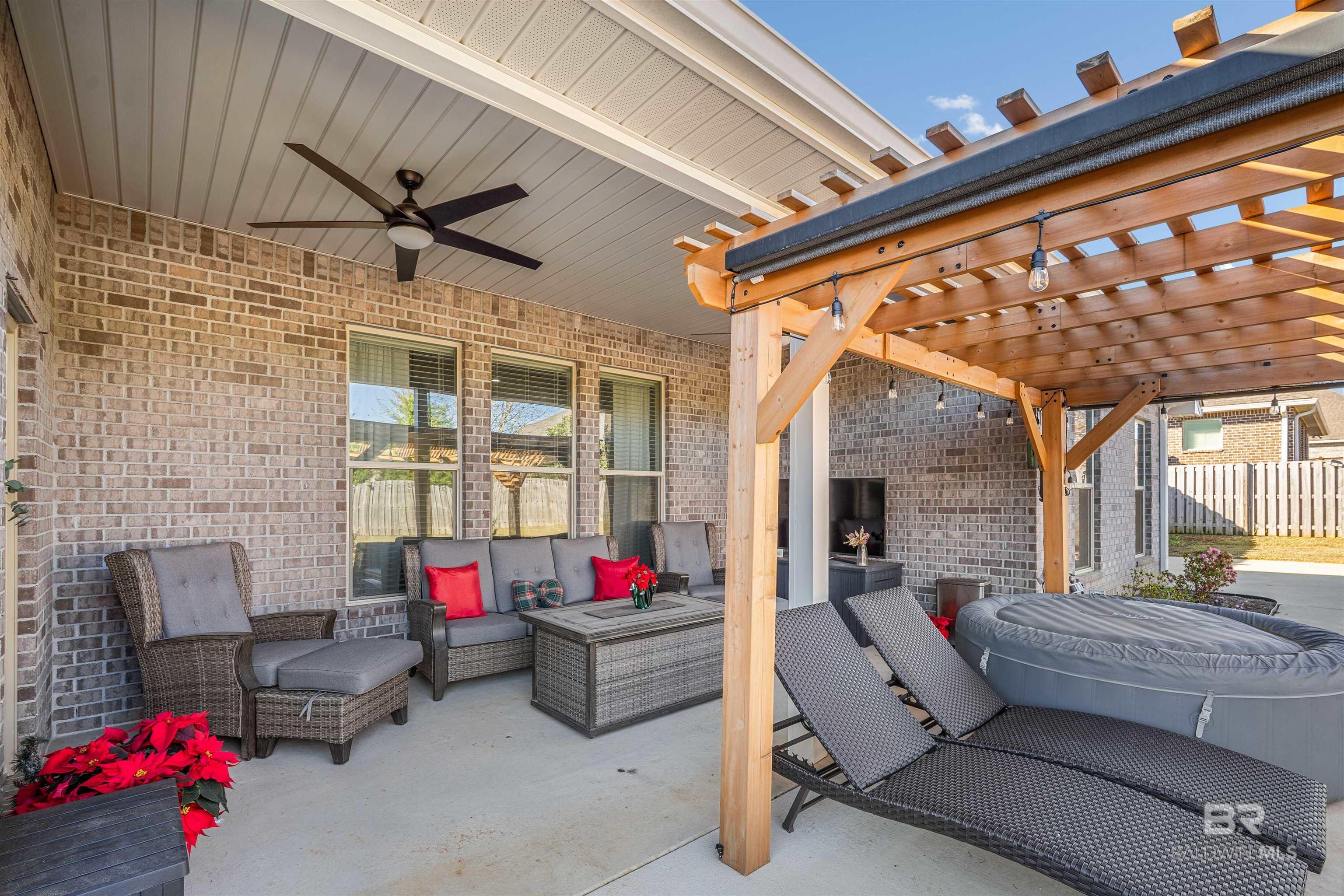 Spanish Fort, AL, 36527