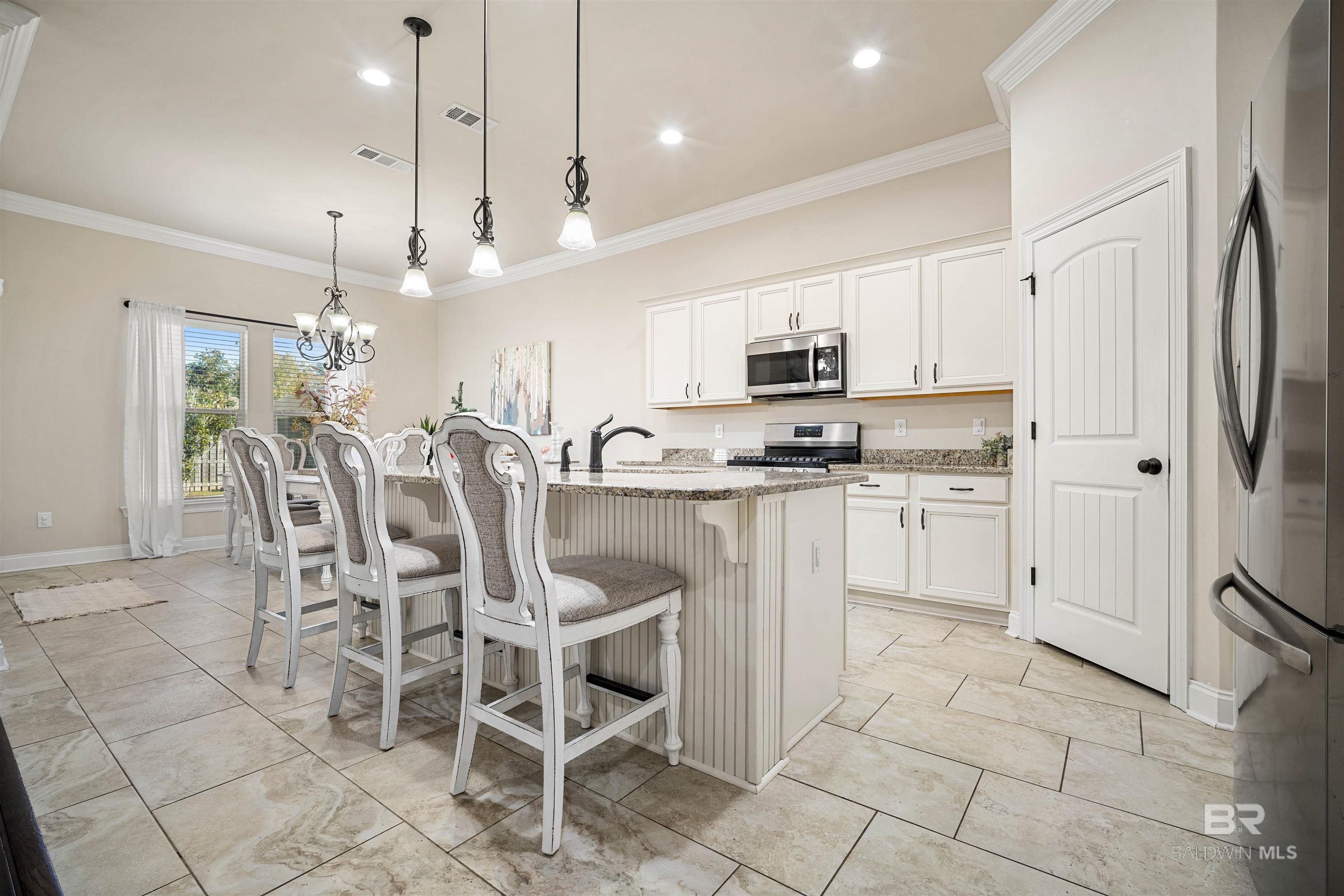 Spanish Fort, AL, 36527